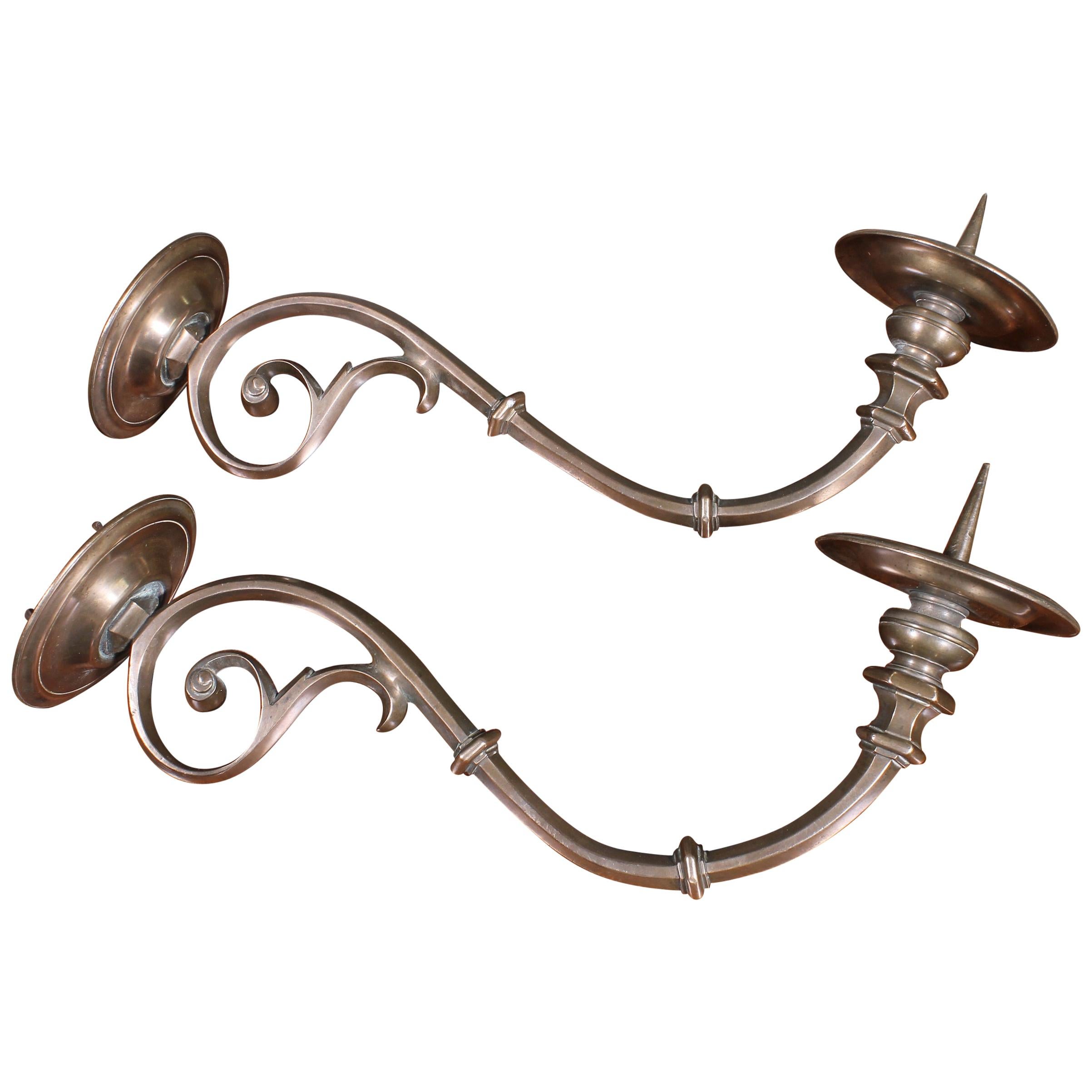 Pair of Italian Wall Lights in Bronze, 17th Century For Sale