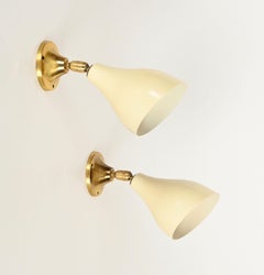 Paire d'appliques italiennes en laiton et métal crème par G. Ostuni, années 1950