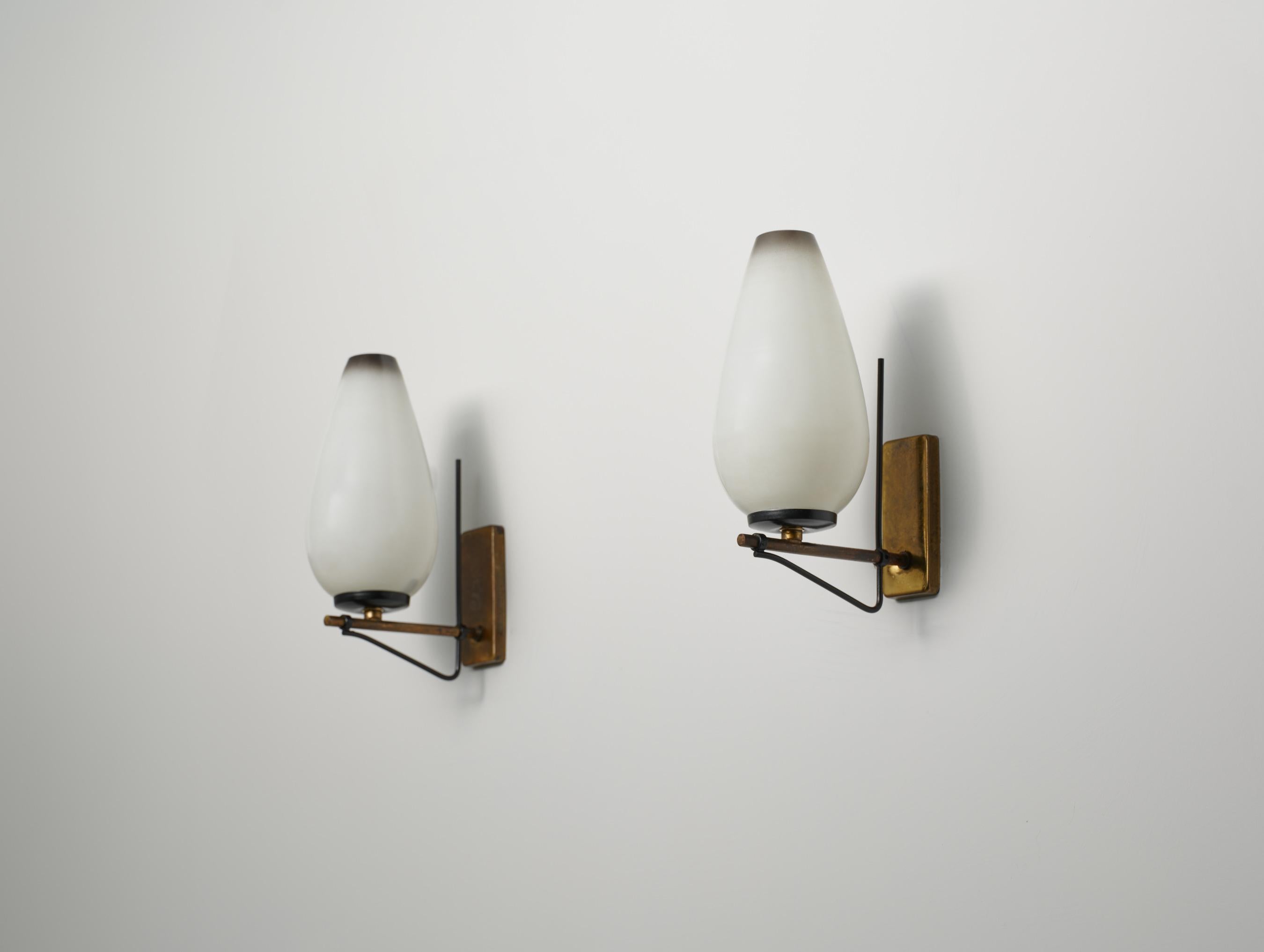 Pair of Italian Wall Sconces in Brass, Black Enamel and Opaline Glass, 1950s 2