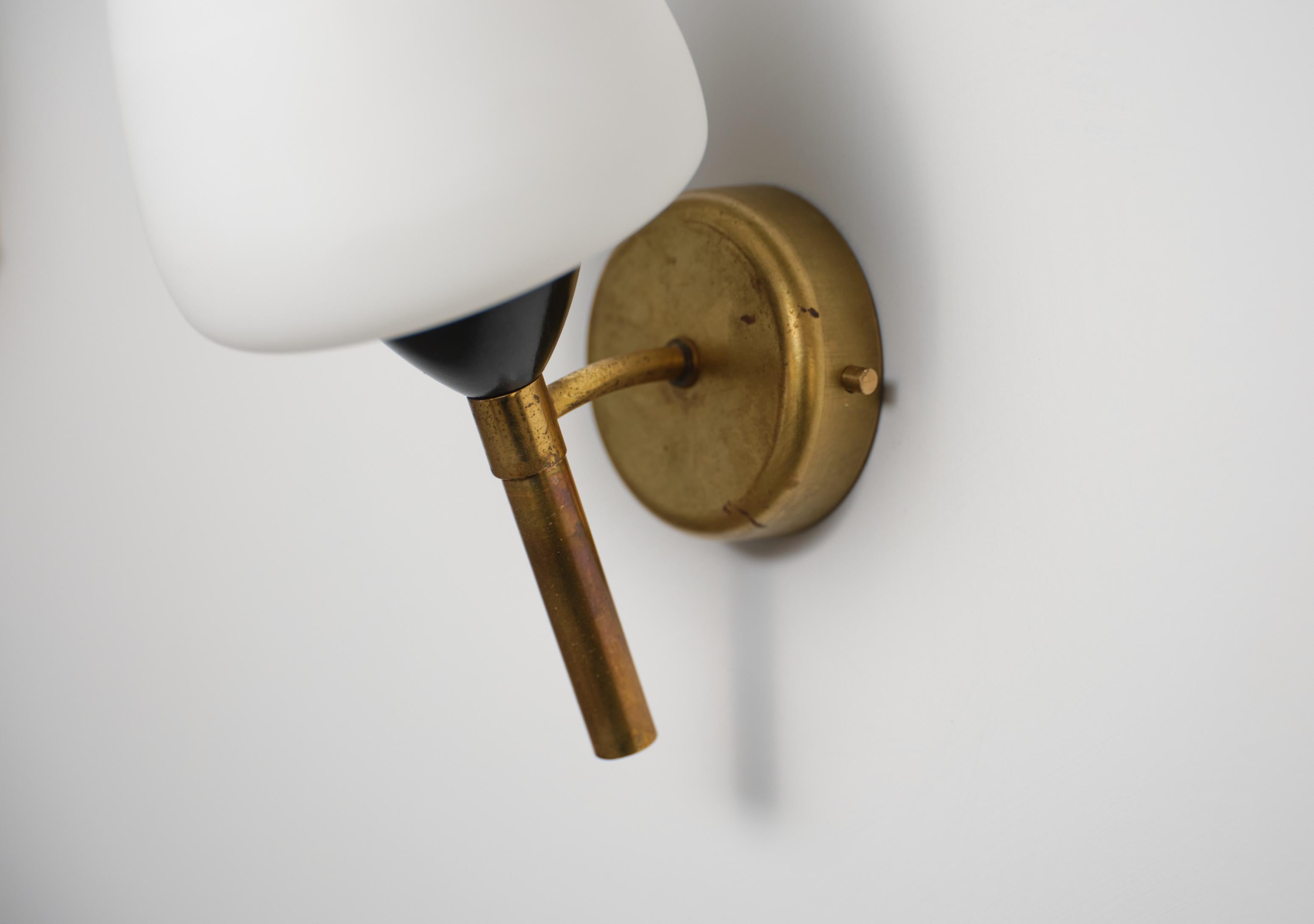 Pair of Italian Wall Sconces in Brass, Black Metal, and Opaline Glass, 1950s For Sale 2
