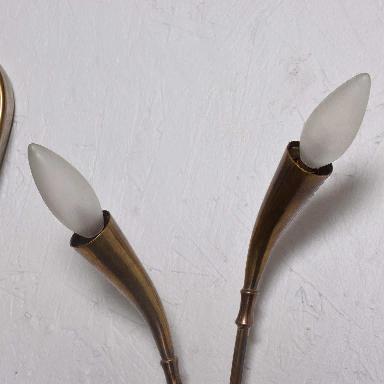 Mid-Century Modern Italian Flower Bud Wall Sconces Patinated Brass Style Stilnovo 1950s Italy