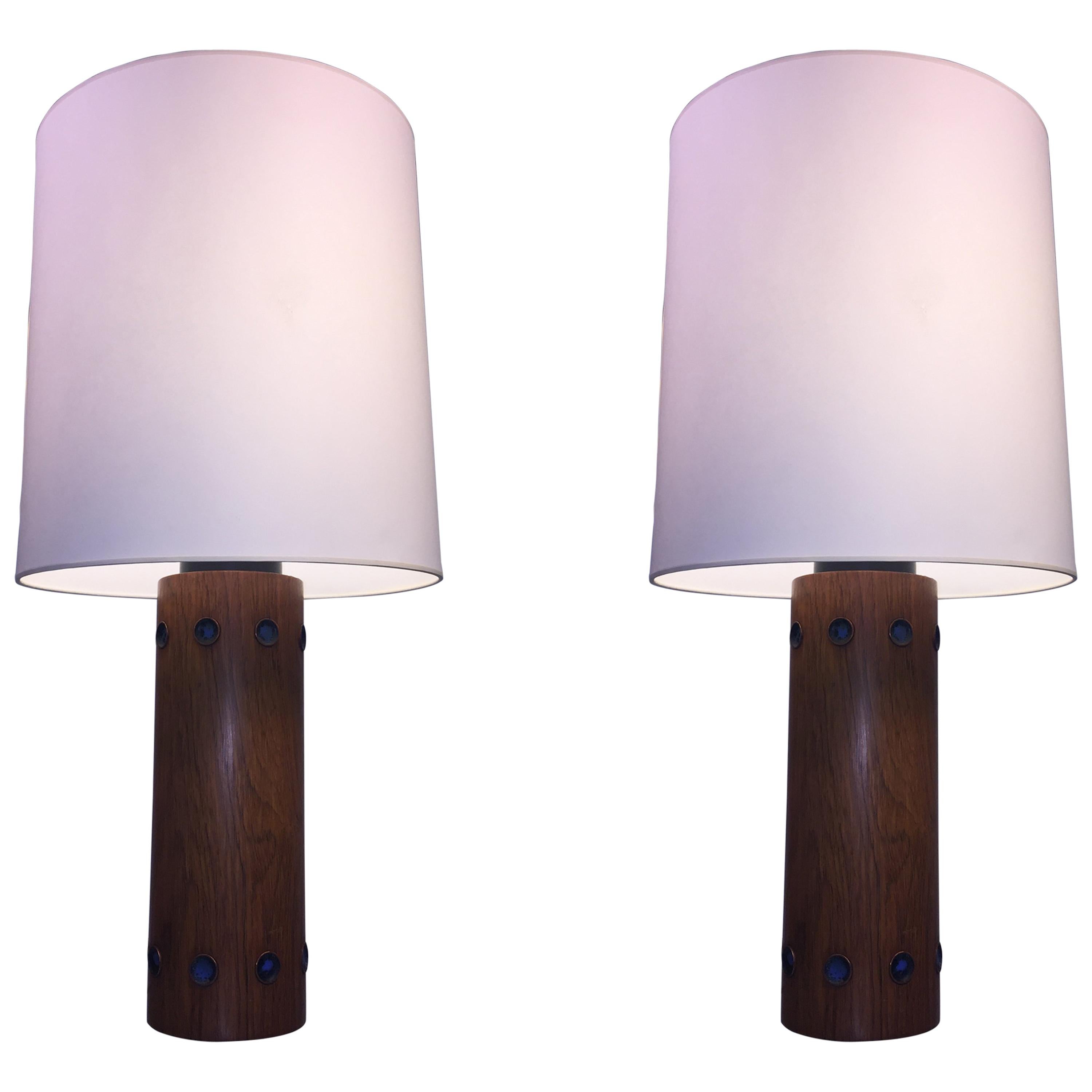 Pair of Italian Walnut and Enameled Copper Midcentury Lamps For Sale