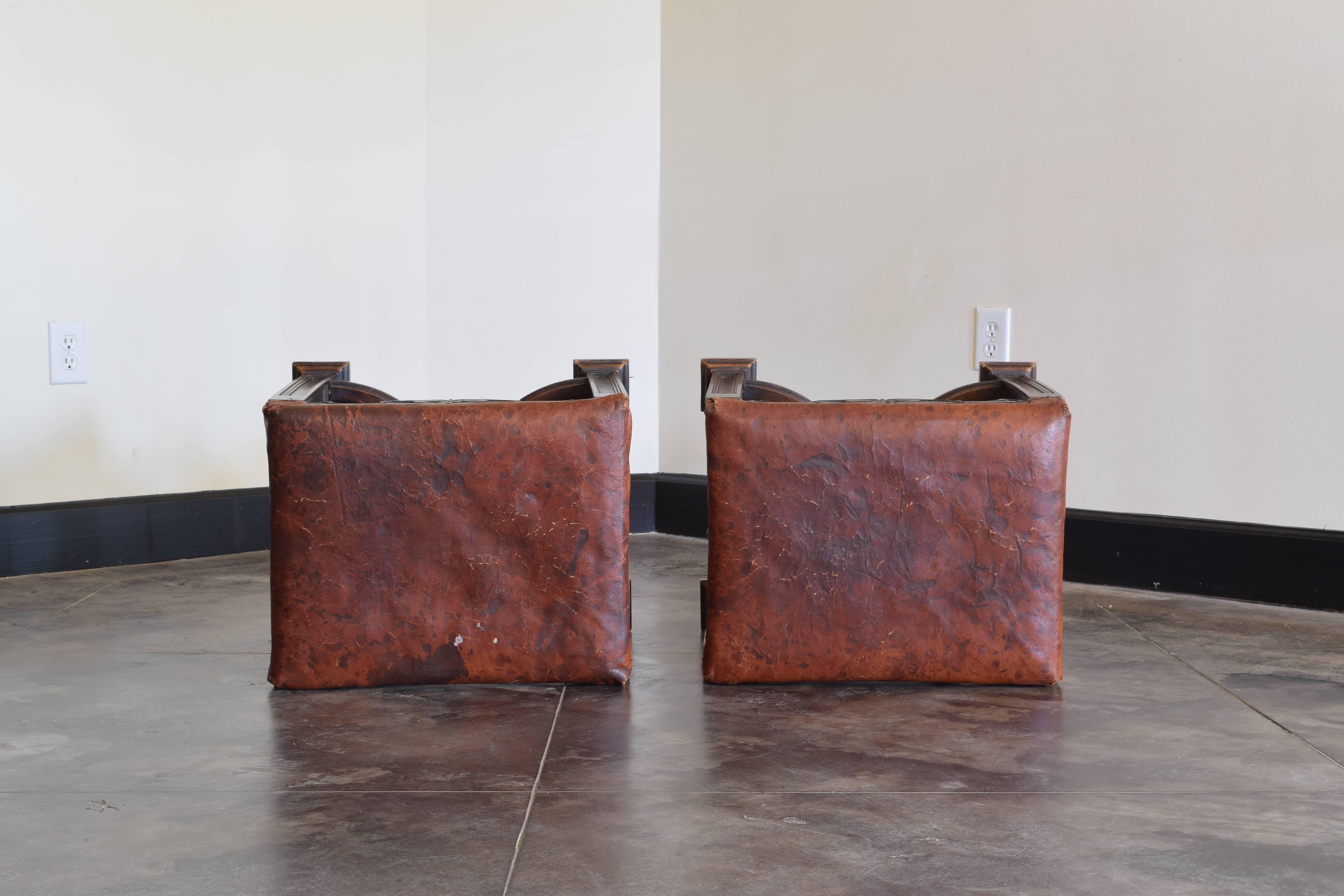 Pair of Italian Walnut and Leather Upholstered Gothic Revival Benches In Good Condition In Atlanta, GA