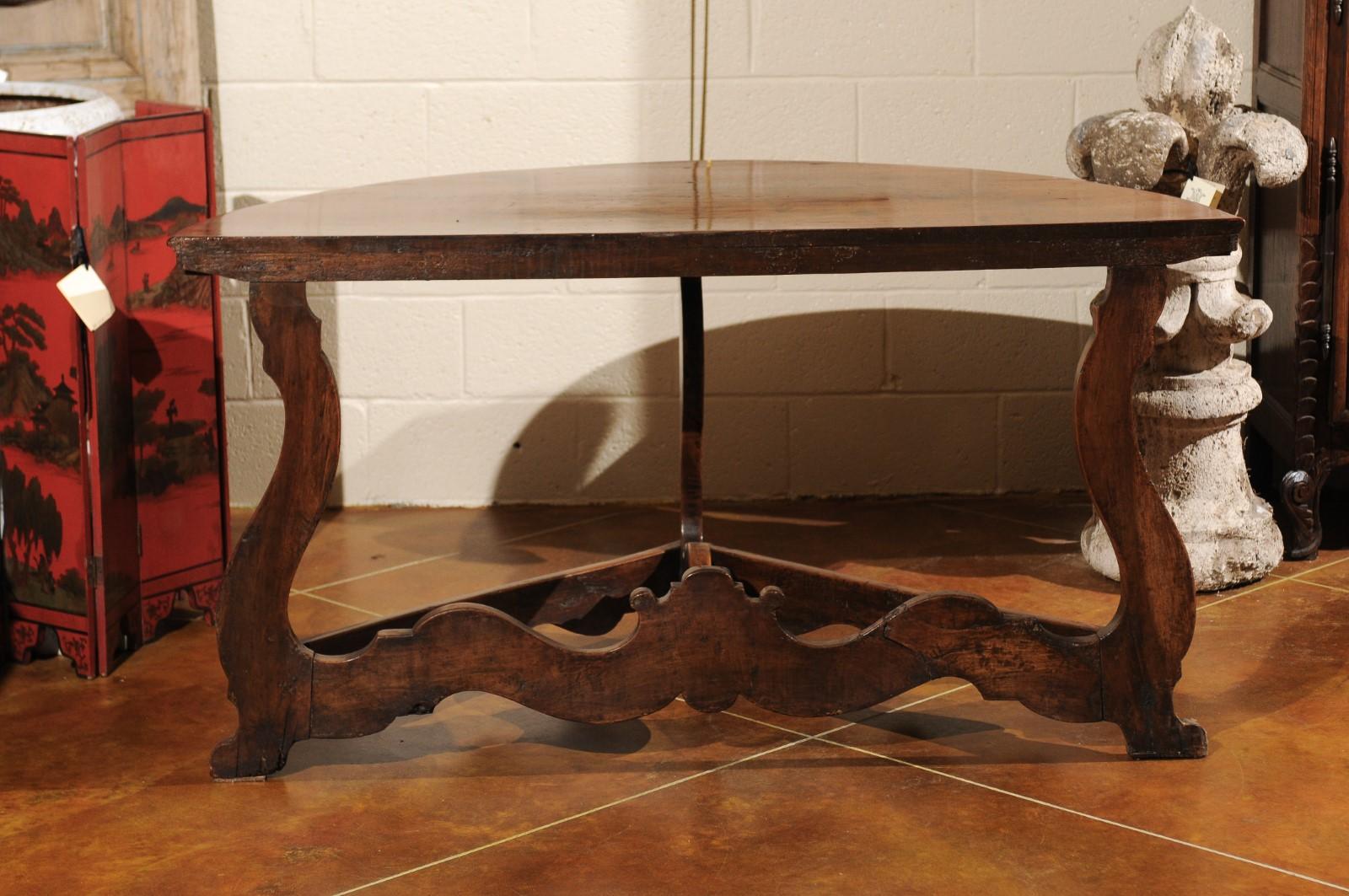 Pair of Italian Walnut Baroque Demi-lune Console Tables, Early 18th Century In Good Condition In Atlanta, GA