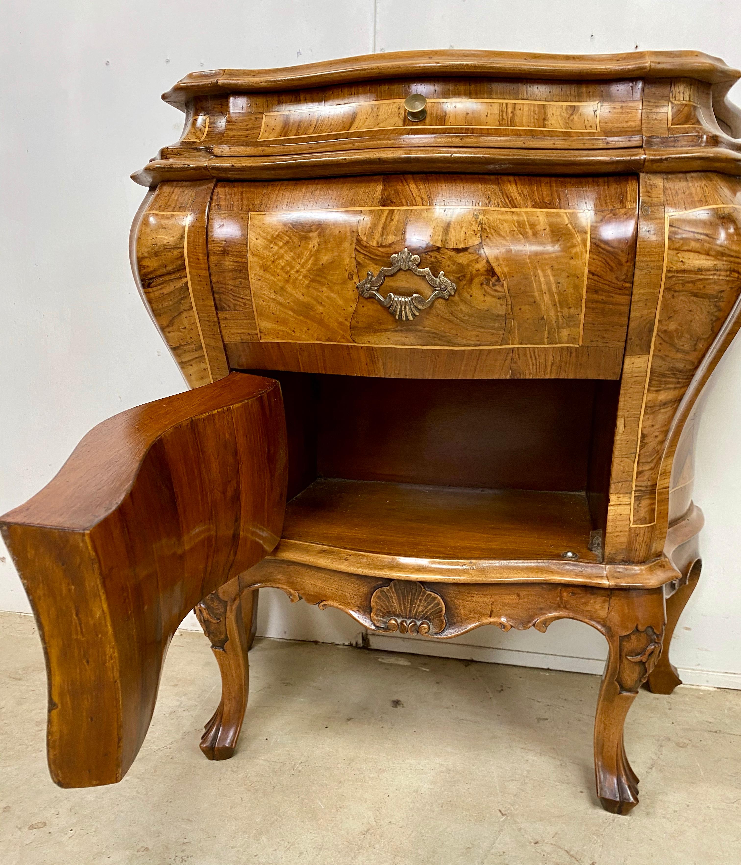 Pair of Italian Walnut Commodes For Sale 3