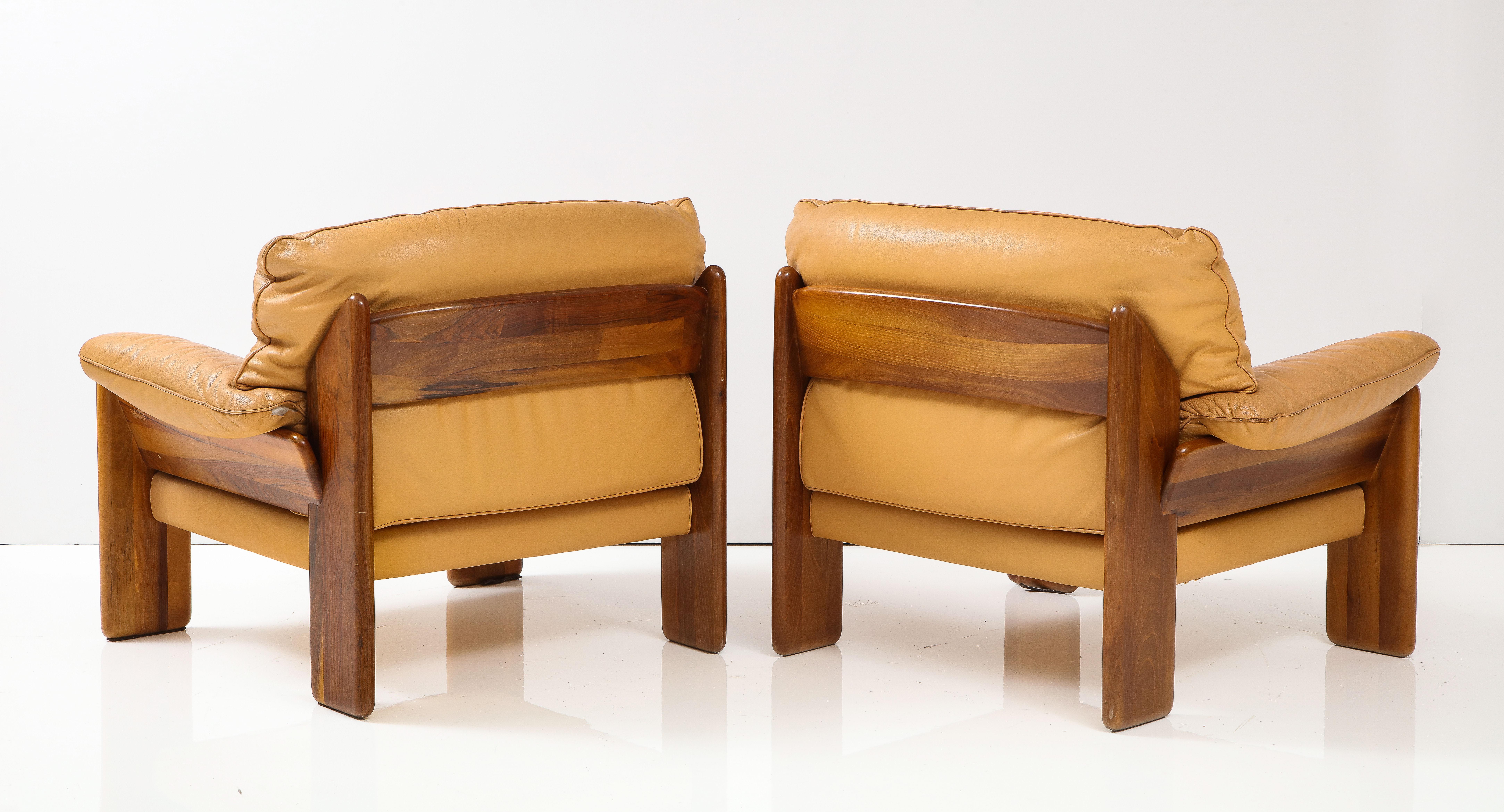 Pair of Italian Walnut, Leather Lounge Chairs, by Sapporo, Mobil Girgi, 1970's 6