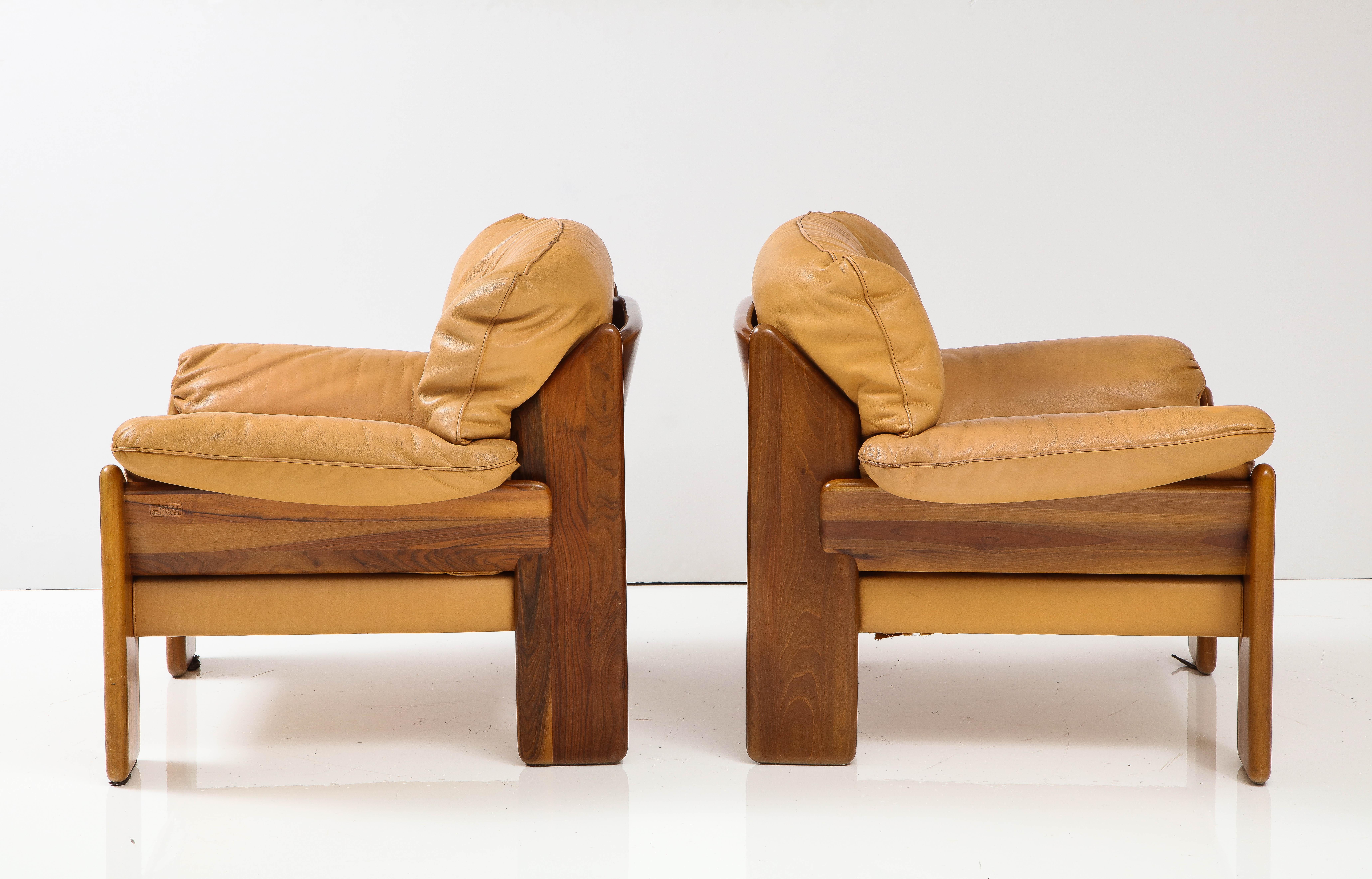Pair of Italian Walnut, Leather Lounge Chairs, by Sapporo, Mobil Girgi, 1970's 4