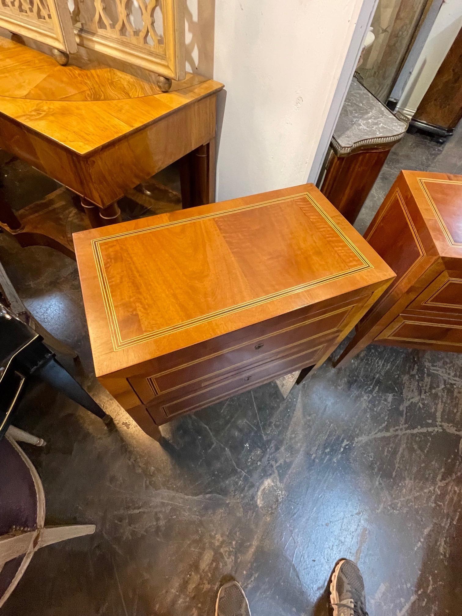 Pair of Italian Walnut Neo-Classical Style Bed Side Tables In Good Condition In Dallas, TX