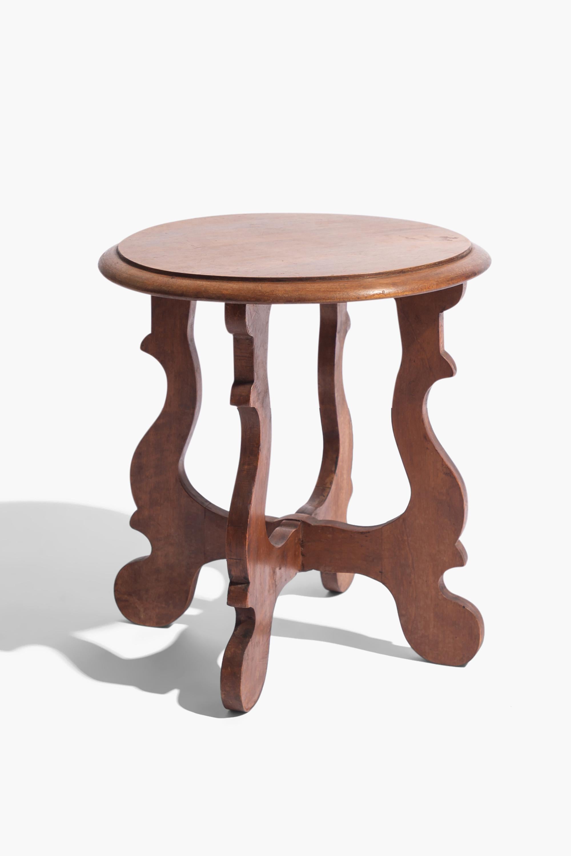 20th Century Pair of Italian Walnut Side Tables or Low Stools For Sale
