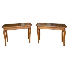 Paar italienische Tische aus Nussbaumholz – um 1790