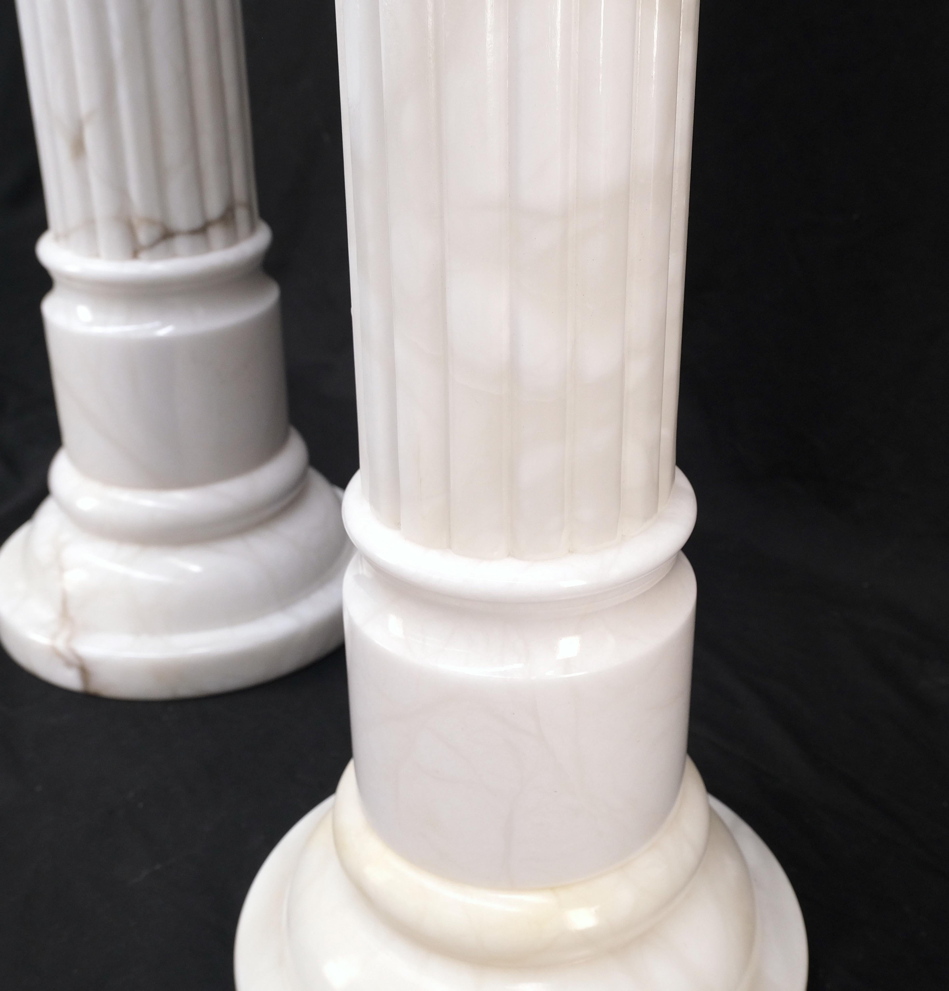 Pair of Italian White Turned Marble Pedestals Columns Stands Mint For Sale 1