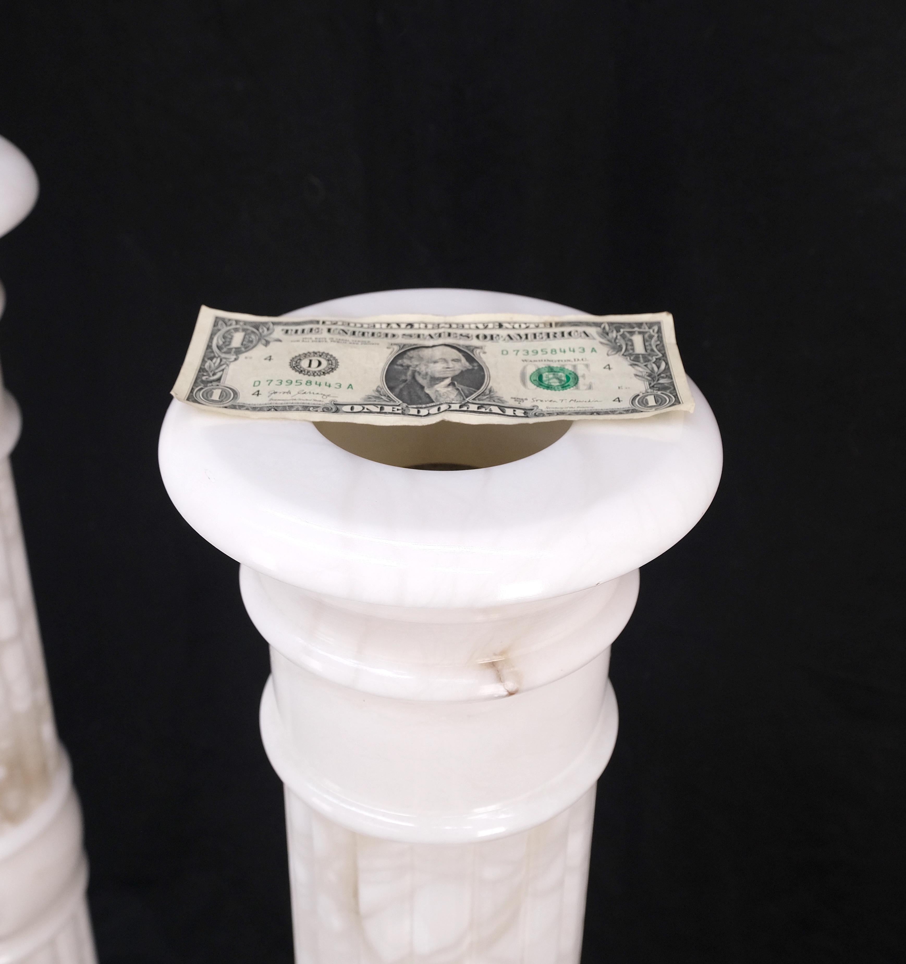 Pair of Italian White Turned Marble Pedestals Columns Stands Mint For Sale 3