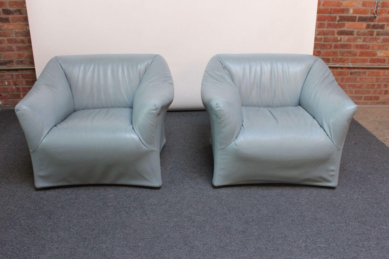 Mid-Century Modern Pair of Italian Wide Leather Tentazione Club Chairs by Mario Bellini for Cassina