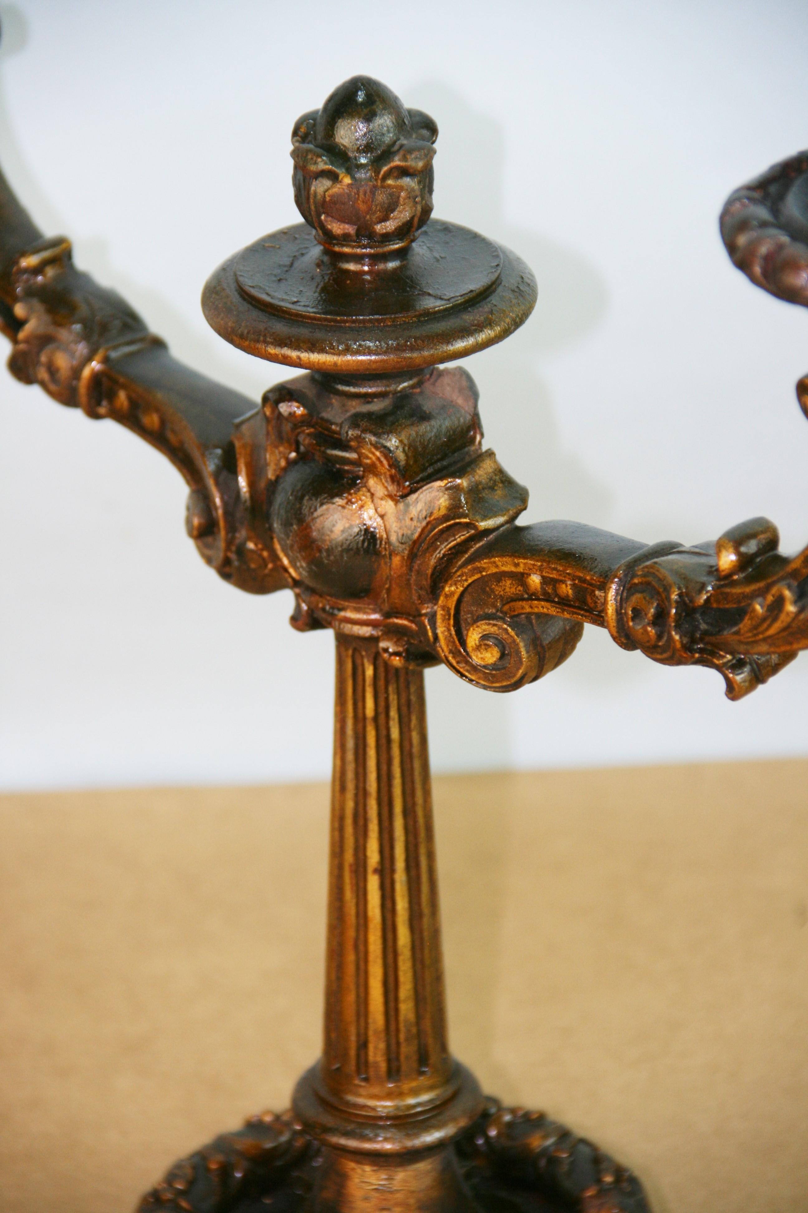 Paire de candélabres décoratifs italiens en bois et gesso de la fin du XIXe siècle en vente 6
