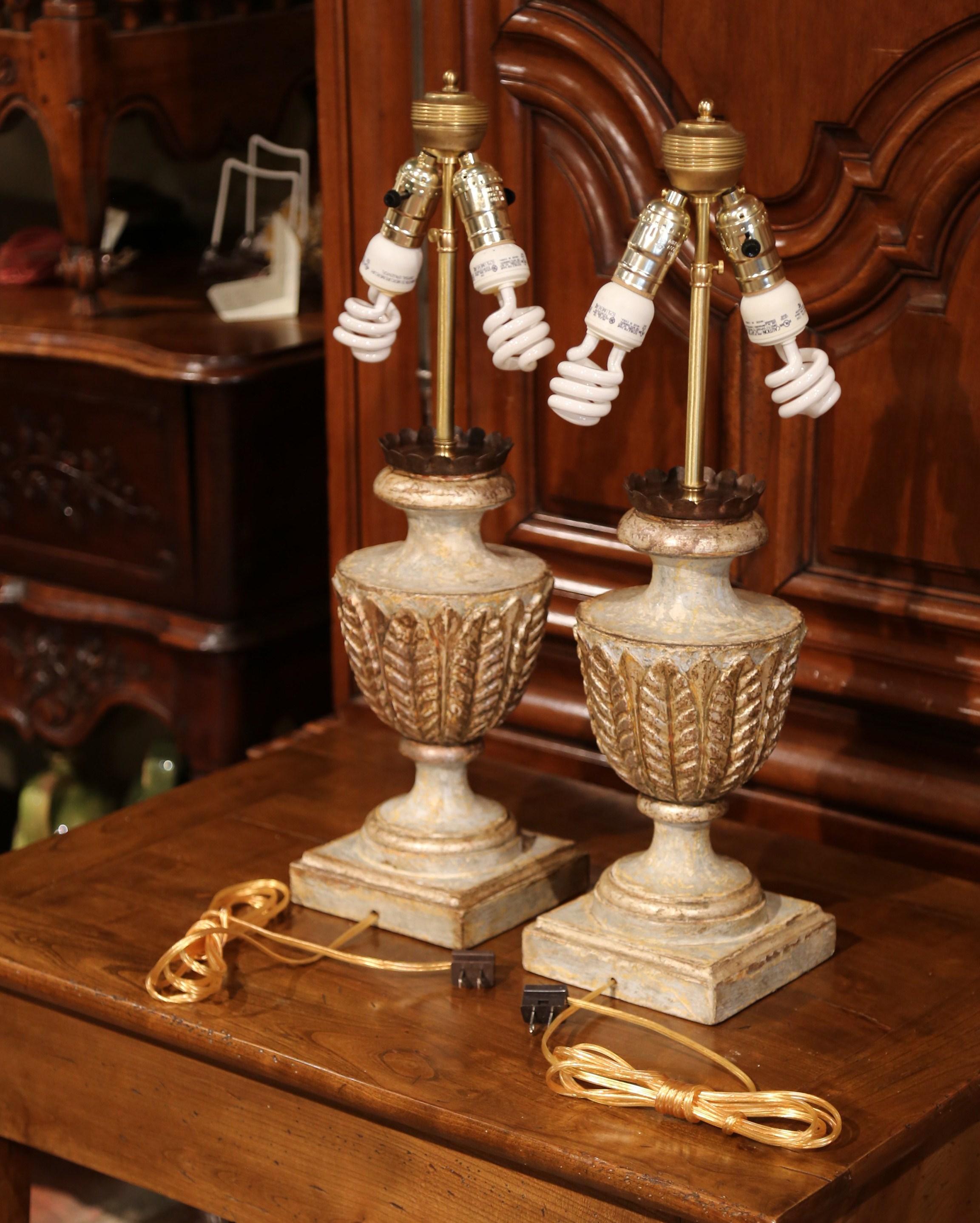 Pair of Italian Wood Carved Polychrome and Two-Tone Painted Urns Table Lamps 3