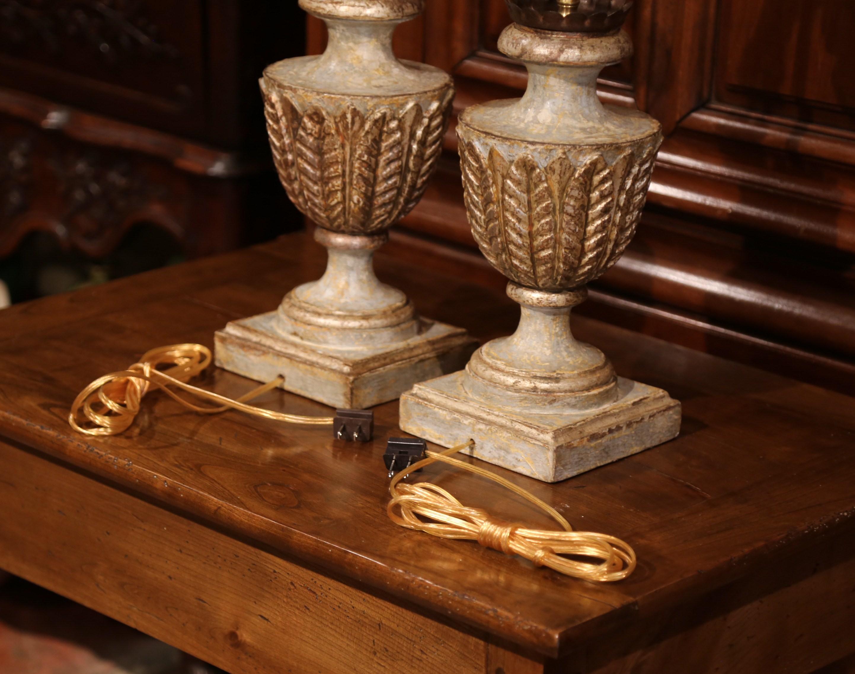 Pair of Italian Wood Carved Polychrome and Two-Tone Painted Urns Table Lamps 4