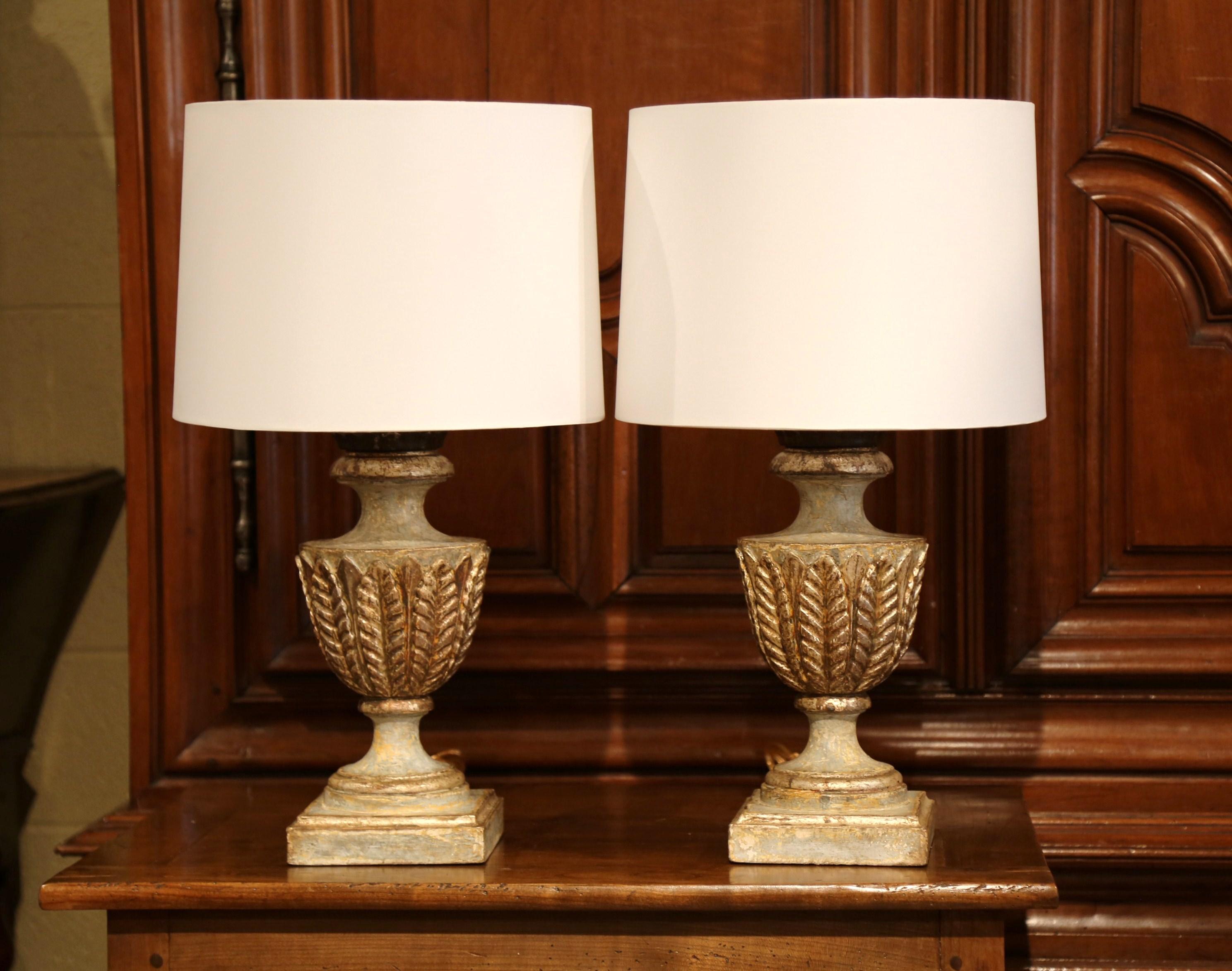Hand-Carved Pair of Italian Wood Carved Polychrome and Two-Tone Painted Urns Table Lamps