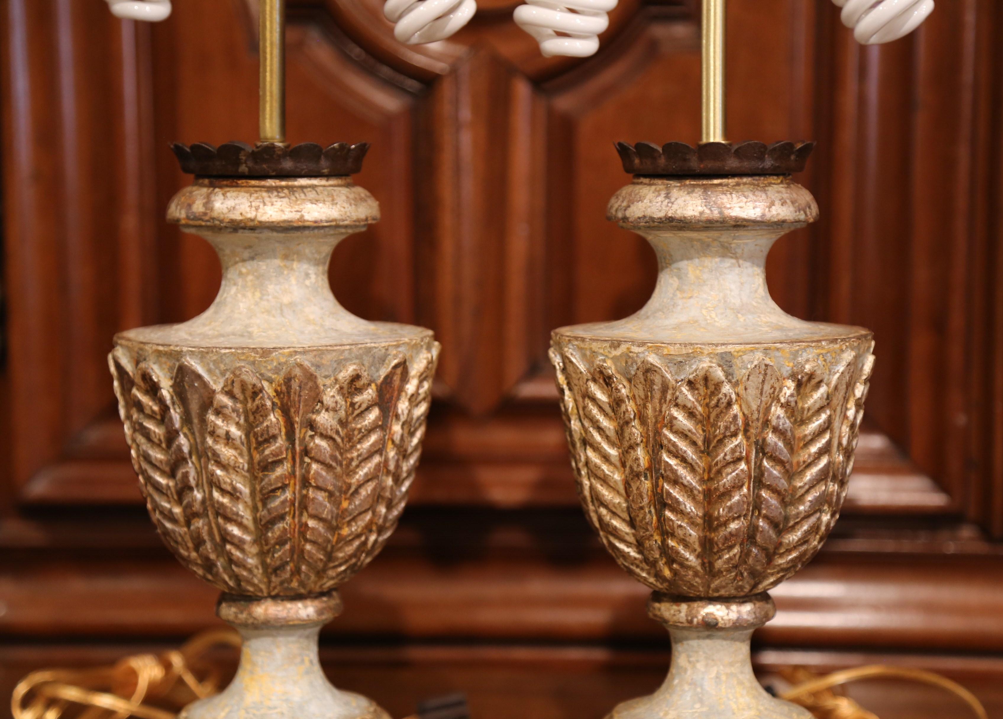 Contemporary Pair of Italian Wood Carved Polychrome and Two-Tone Painted Urns Table Lamps