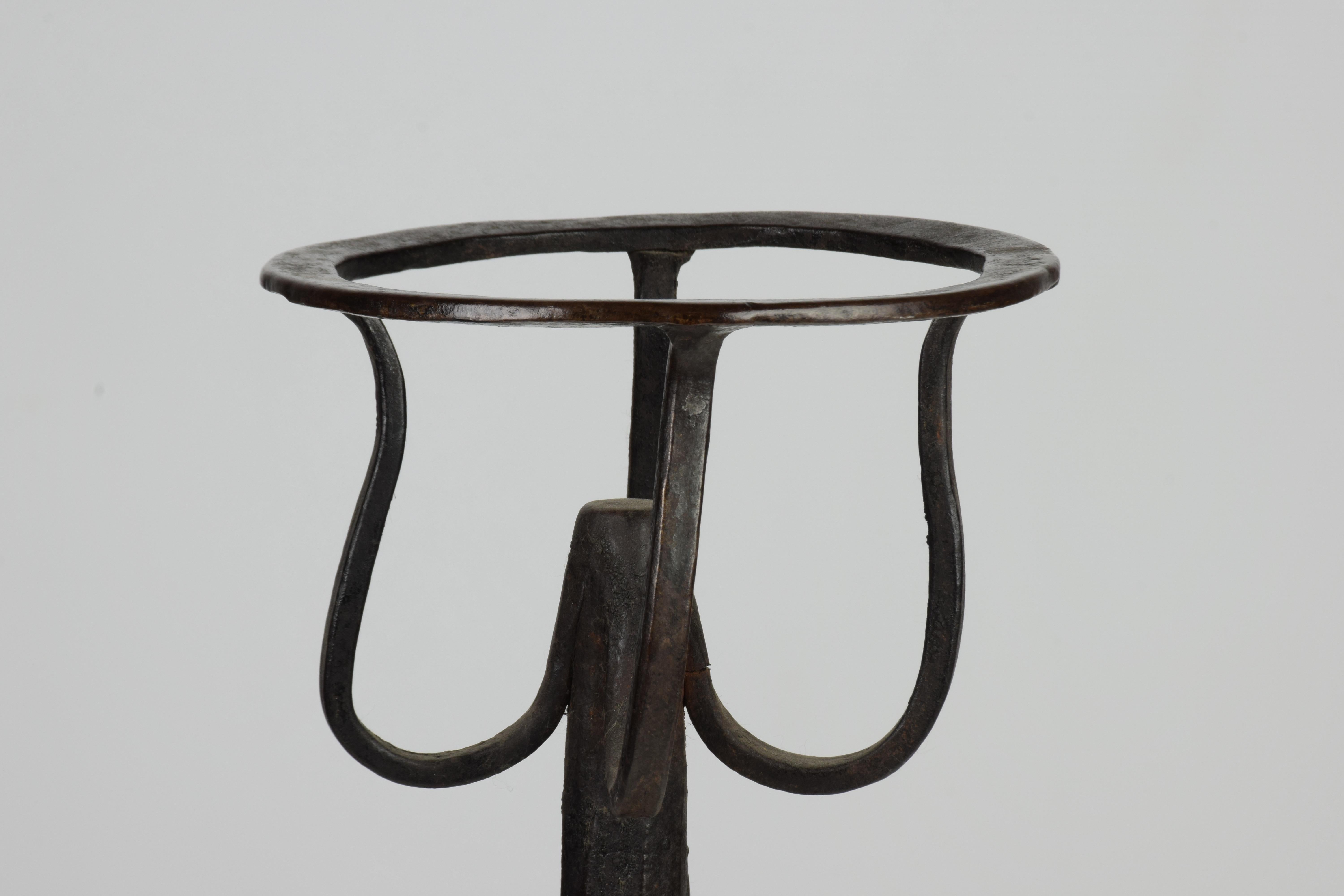 Forged Pair of Italian Wrought Iron Andirons with Food Warmer Late 16th Century Black For Sale