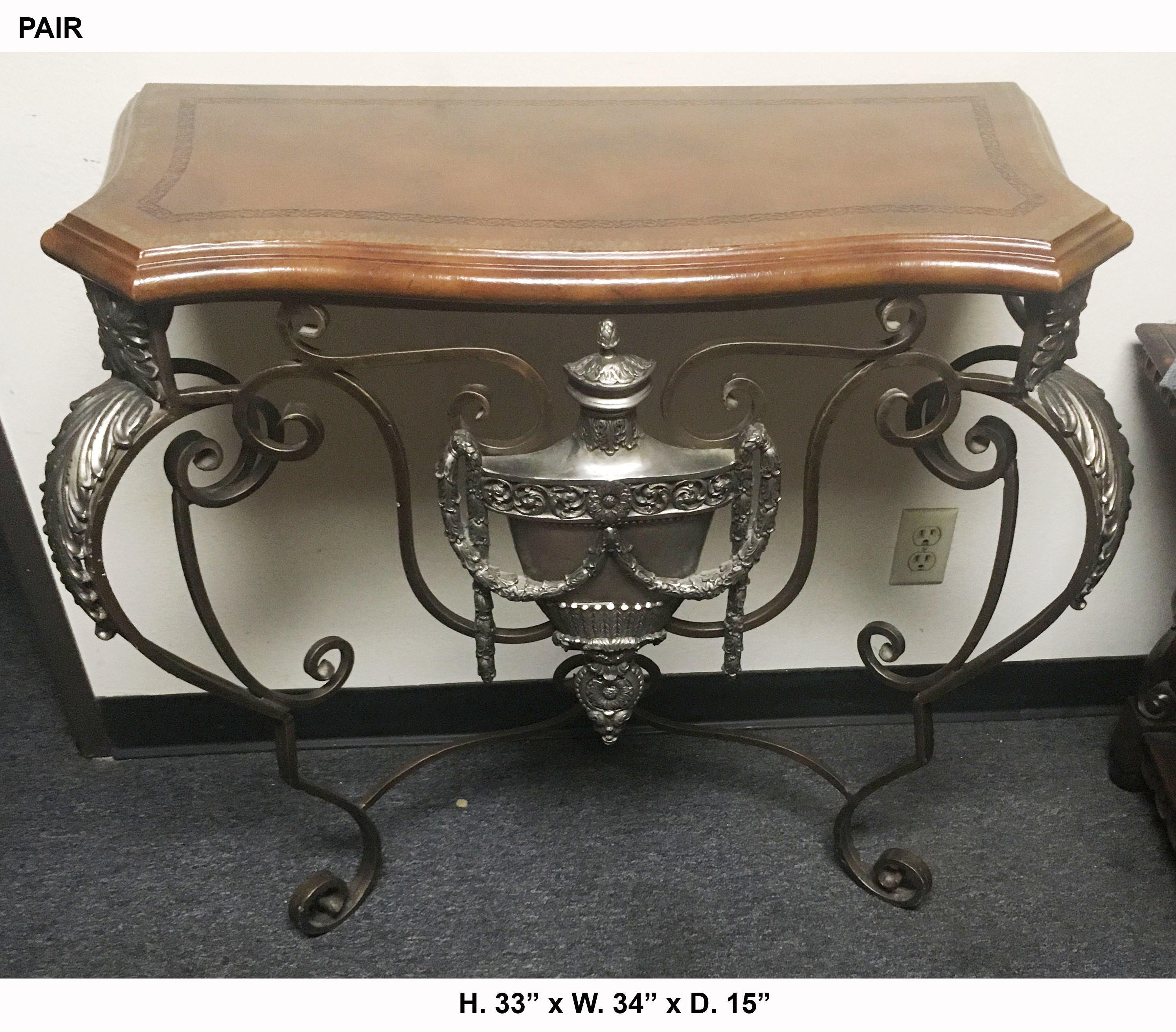 20th Century Pair of Italian Wrought Iron Consoles with Leather Tops
