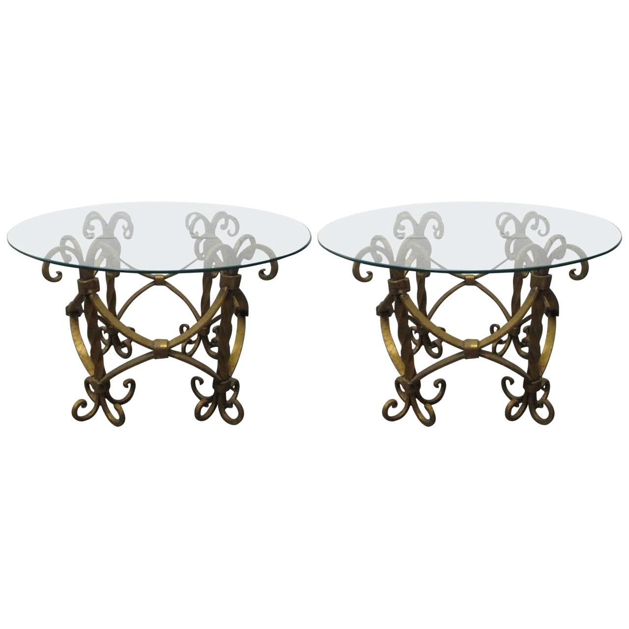 Paire de tables italiennes en fer forgé doré