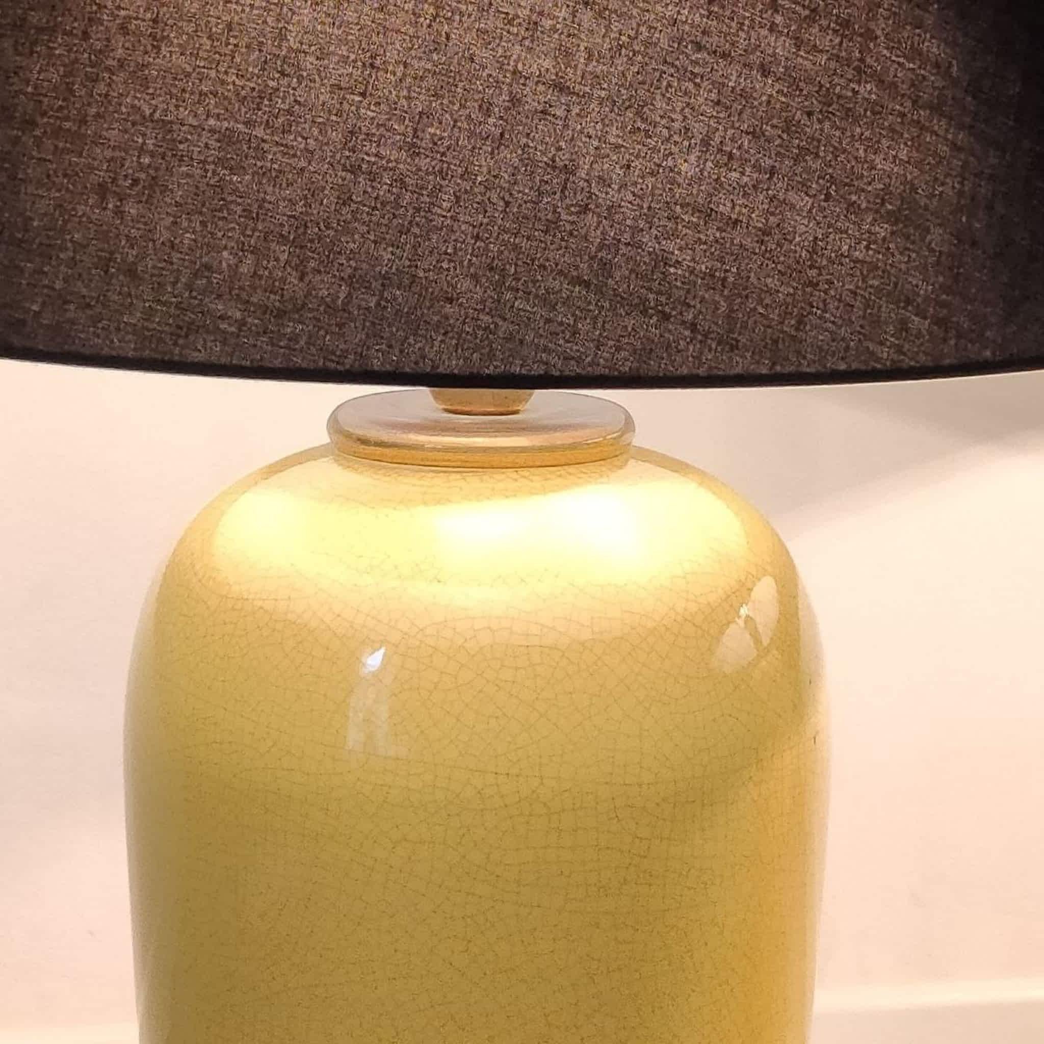 Paire de lampes de table italiennes en céramique jaune et noire par PAF Milano, années 80 en vente 4