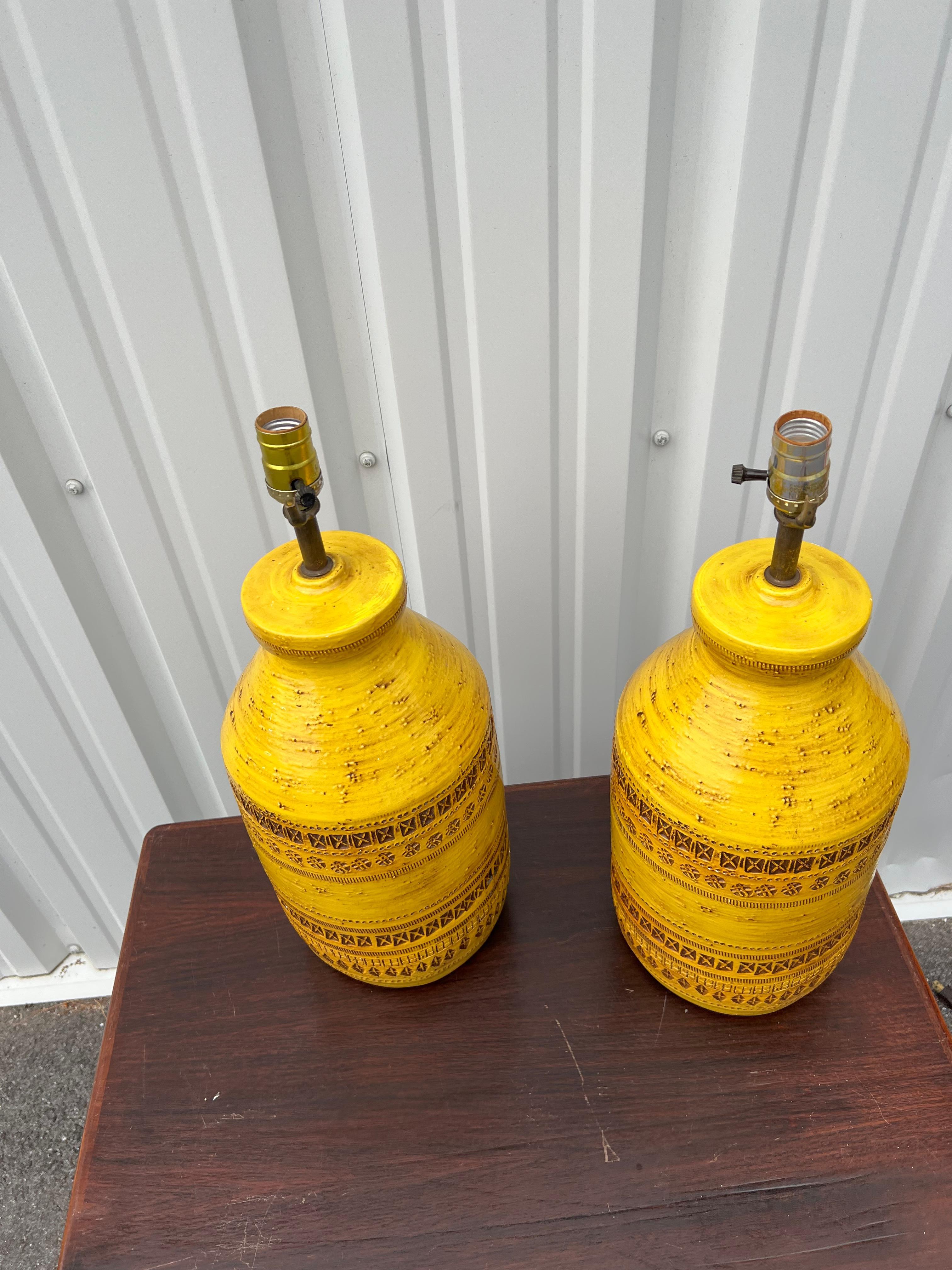 Pair of Italian Yellow Ceramic Table Lamps by Aldo Londi for Bitossi Raymor 1