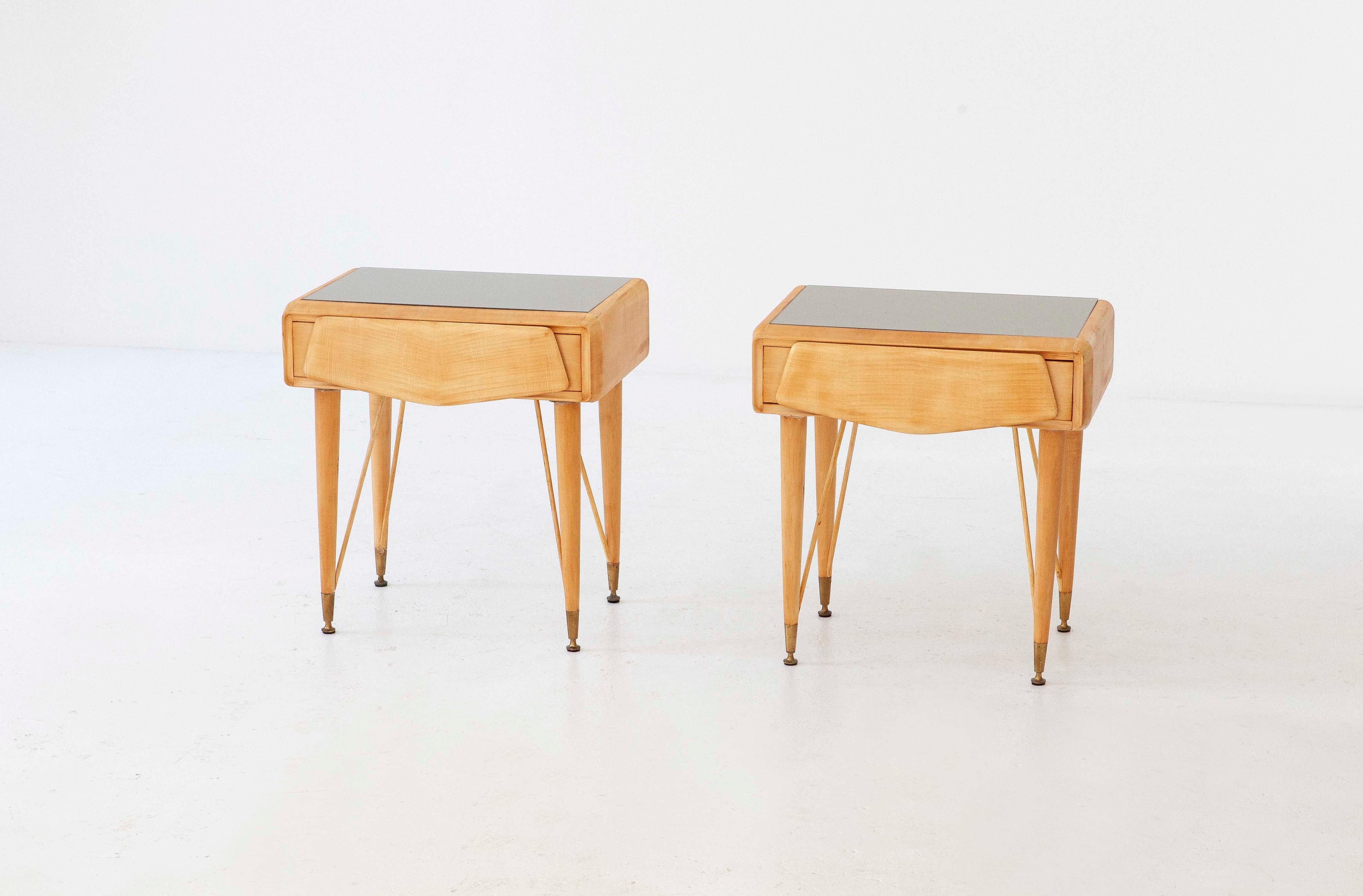Brass Pair of Italian Yellow Maple Wood and Grey Glass Bedside Tables, 1950s