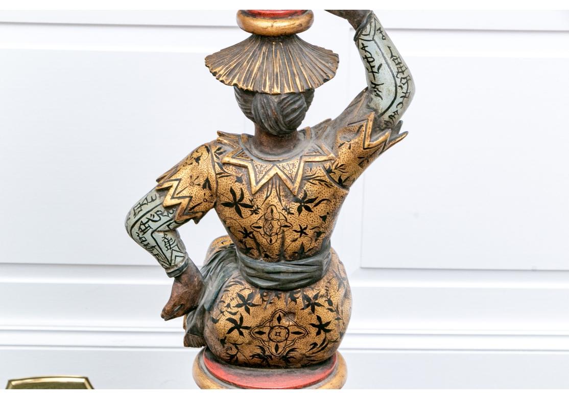 Pareja De Soportes Figurales De Chinoiserie Italianos en venta 9