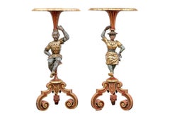 Paar italienische Chinoiserie-Figurenständer aus der Chinoiserie
