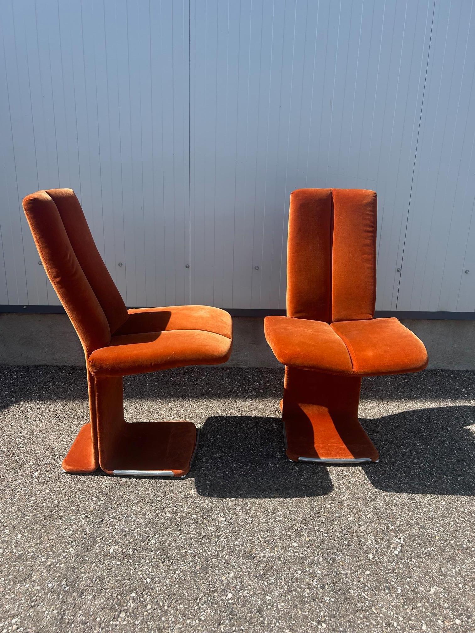 paire de chaises italiennes 1970 Bon état - En vente à Brooklyn, NY