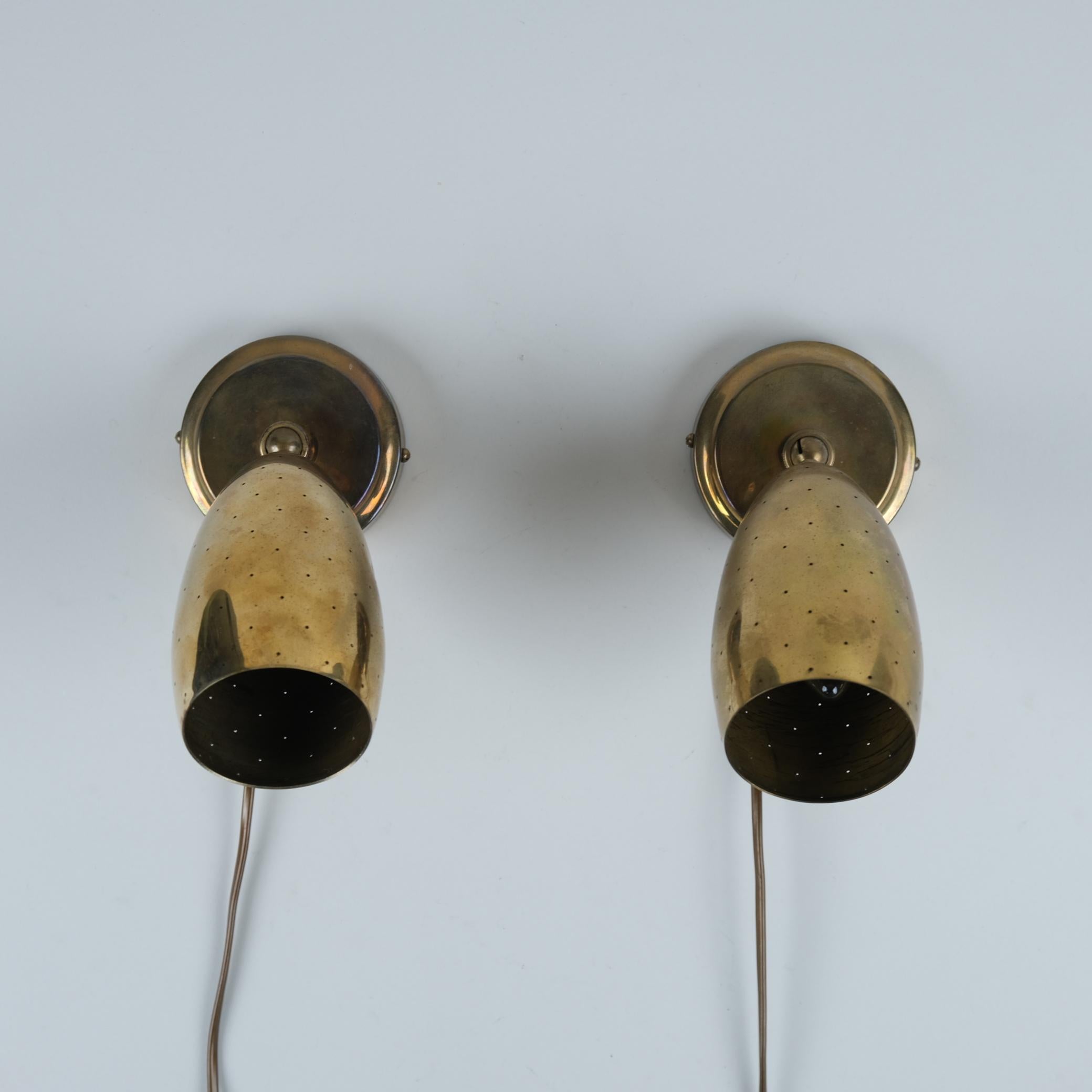 Pair Of Itsu Adjustable Scones Model EY 67 In Perforated Brass, Finland 1950s For Sale 1