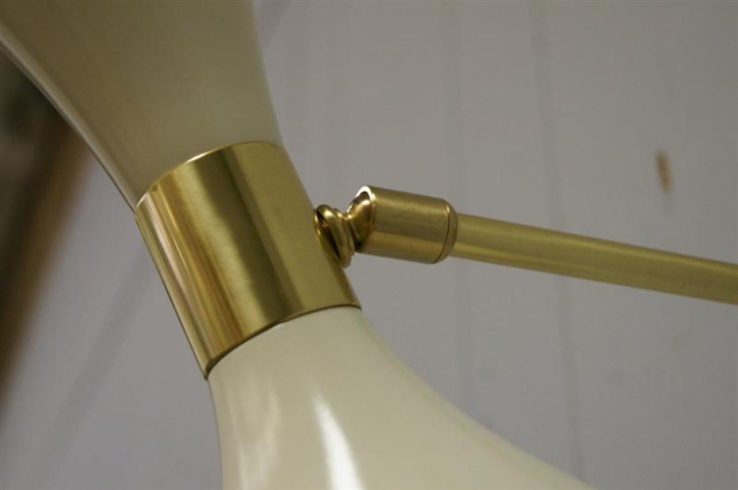 XXI secolo e contemporaneo Coppia di lampade italiane in avorio in vendita
