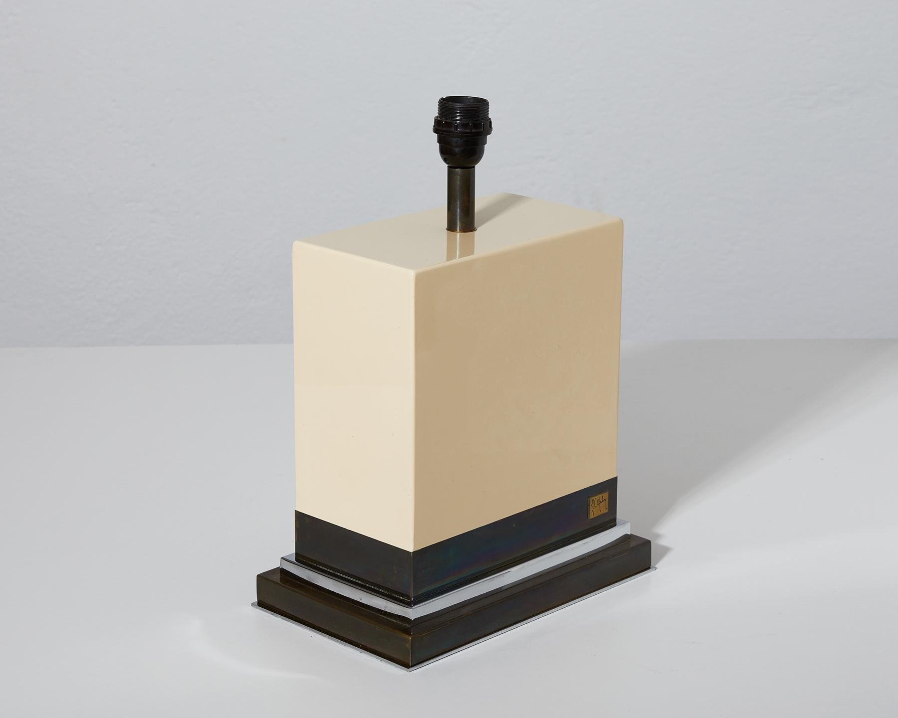 Paire de lampes de bureau laquées ivoire de Jean-Claude Mahey, France 1970-1980 Bon état à Renens, CH