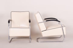 Pair of Ivory Tubular Steel Cantilever Chrome Armchairs, Quality Leather, 1930s
