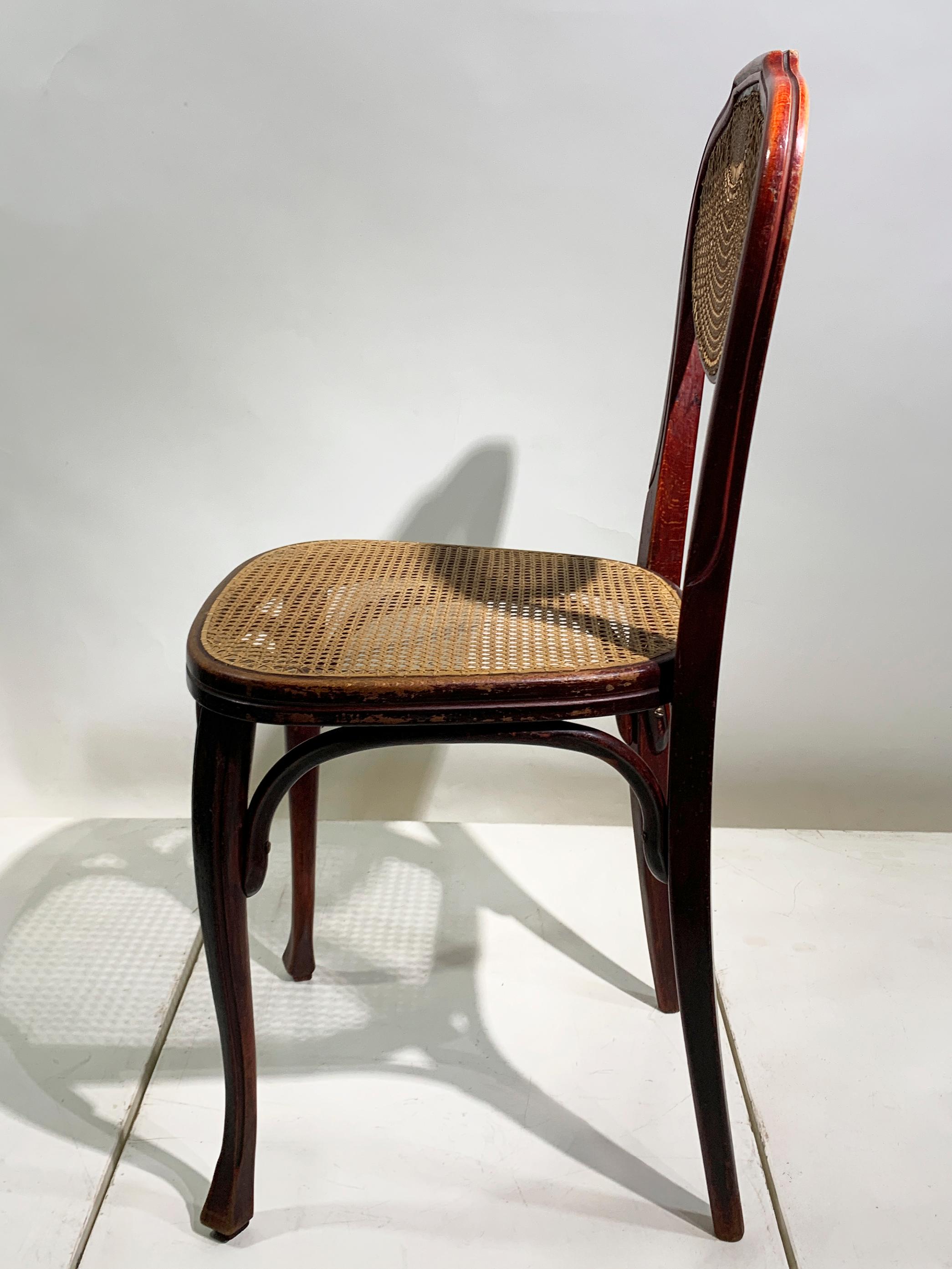 Paire de chaises J. & J. Kohn en bois courb�é et en canne, Teschen, Autriche, vers 1900 en vente 10
