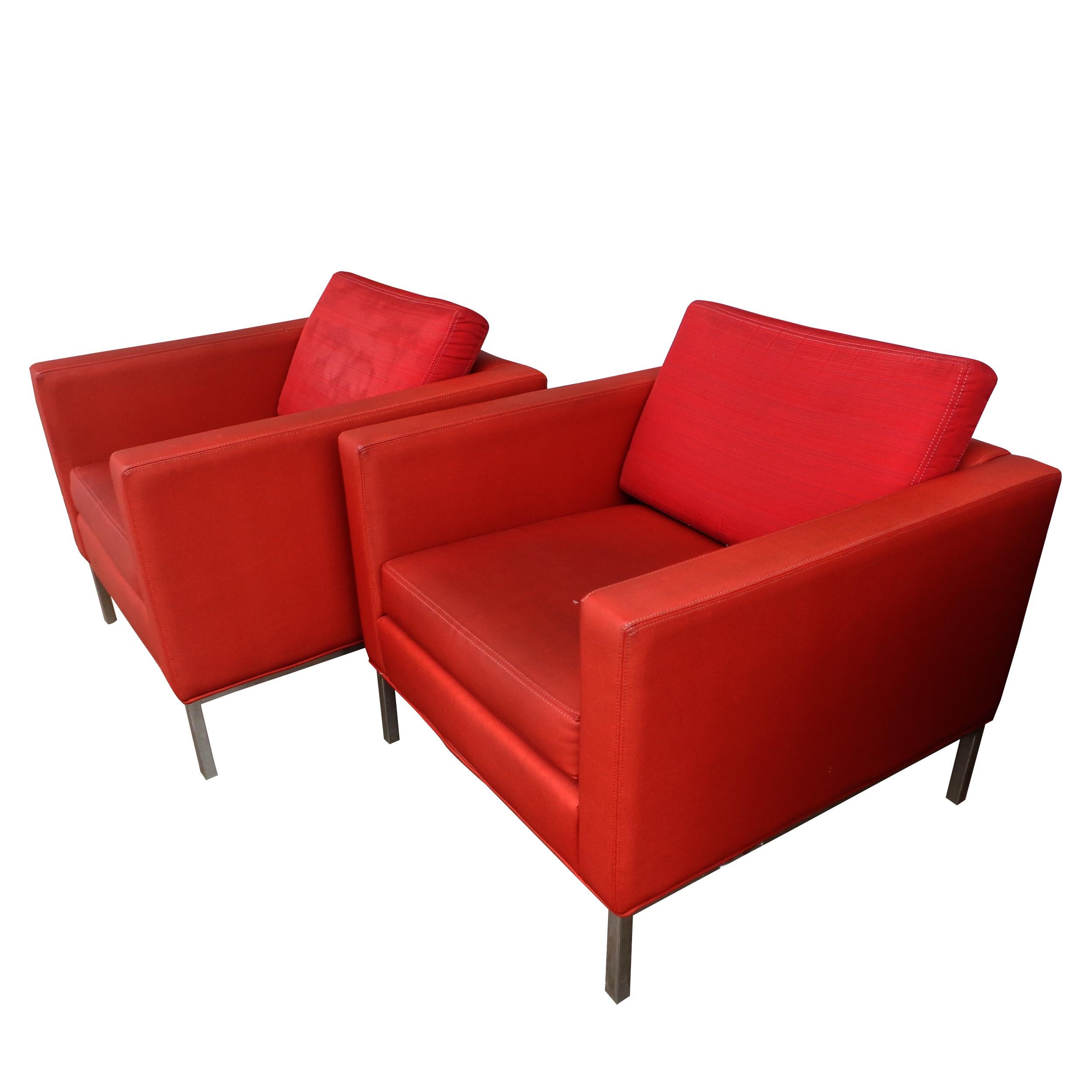 Modern Pair of Jack Cartwright Logan Lounge Chairs For Sale