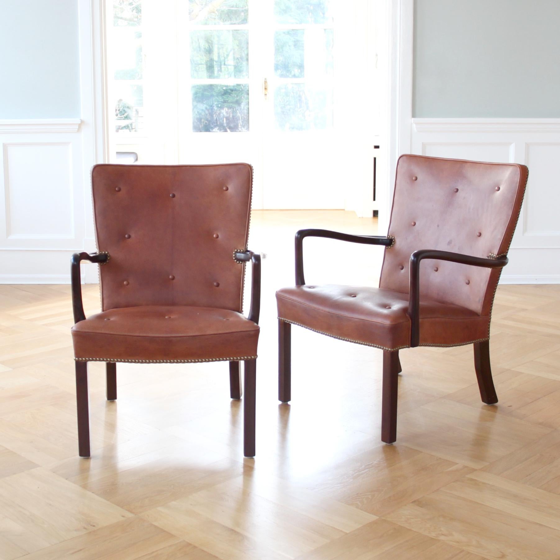 Danish Pair of Jacob Kjær Lounge Chairs Mahogany and Niger Leather, Scandinavian Modern