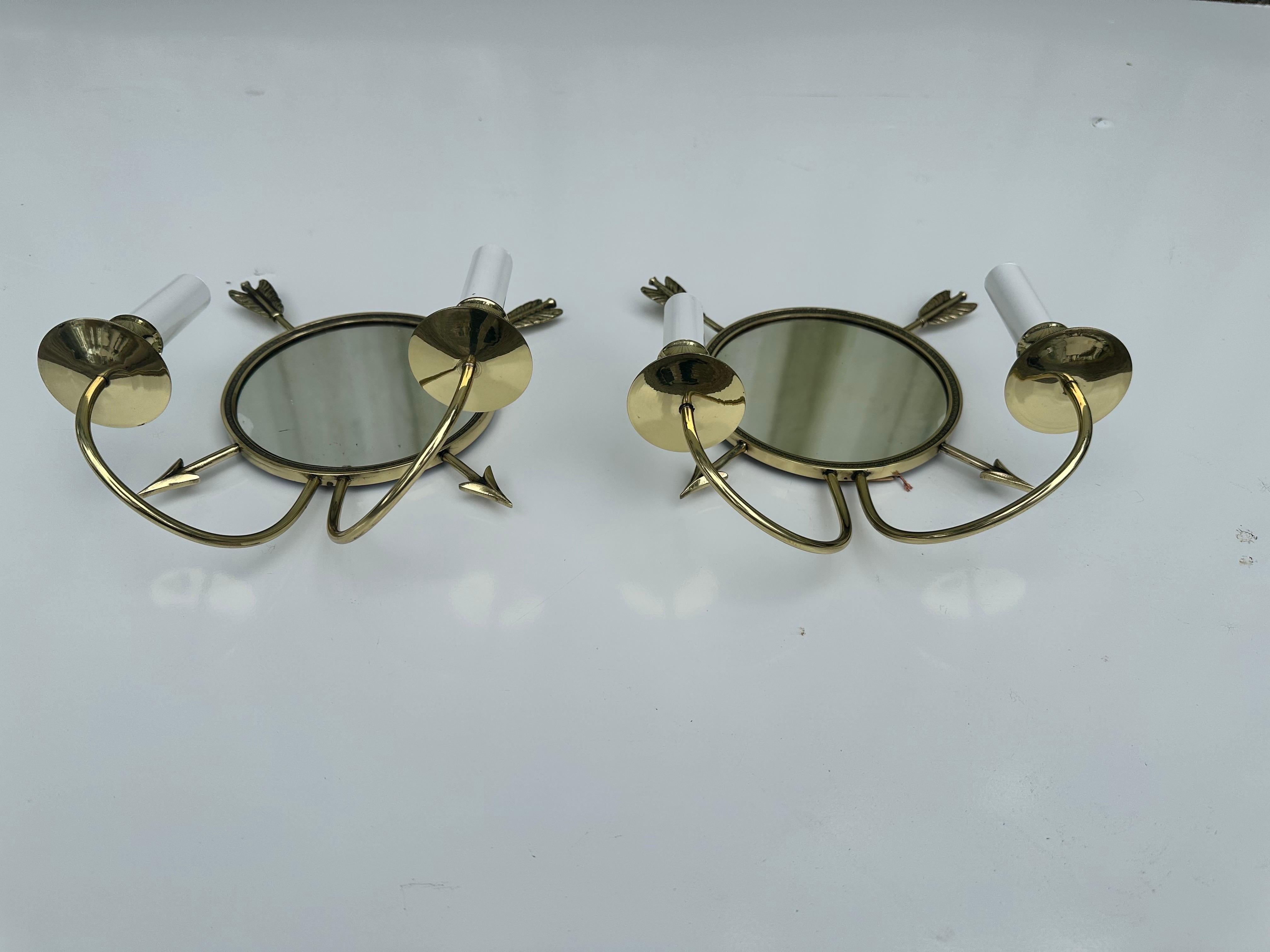 Coppia di lampade francesi in stile Jacques Adnet in vendita 3