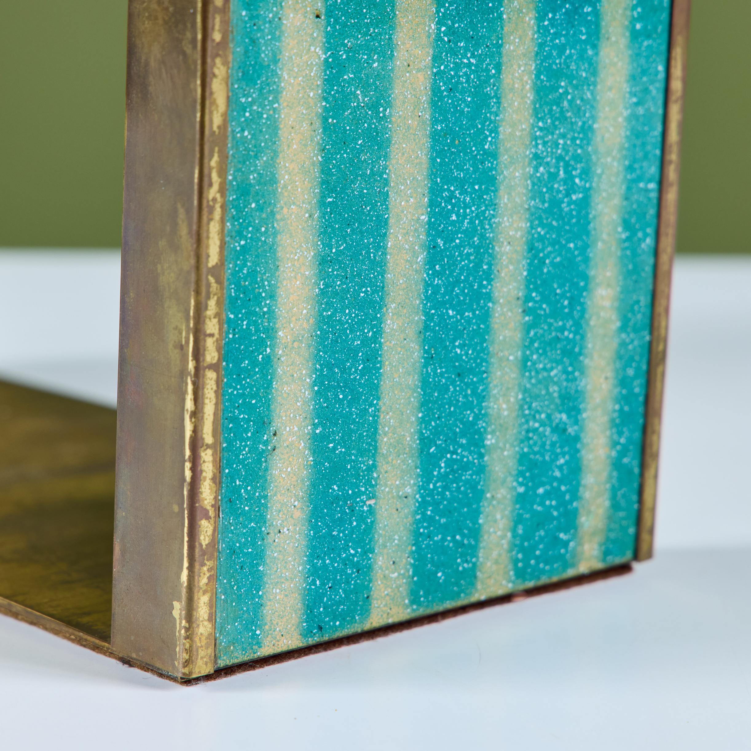 Coppia di fermalibri in giada con smalto turchese Jade Snow Wong in vendita 6