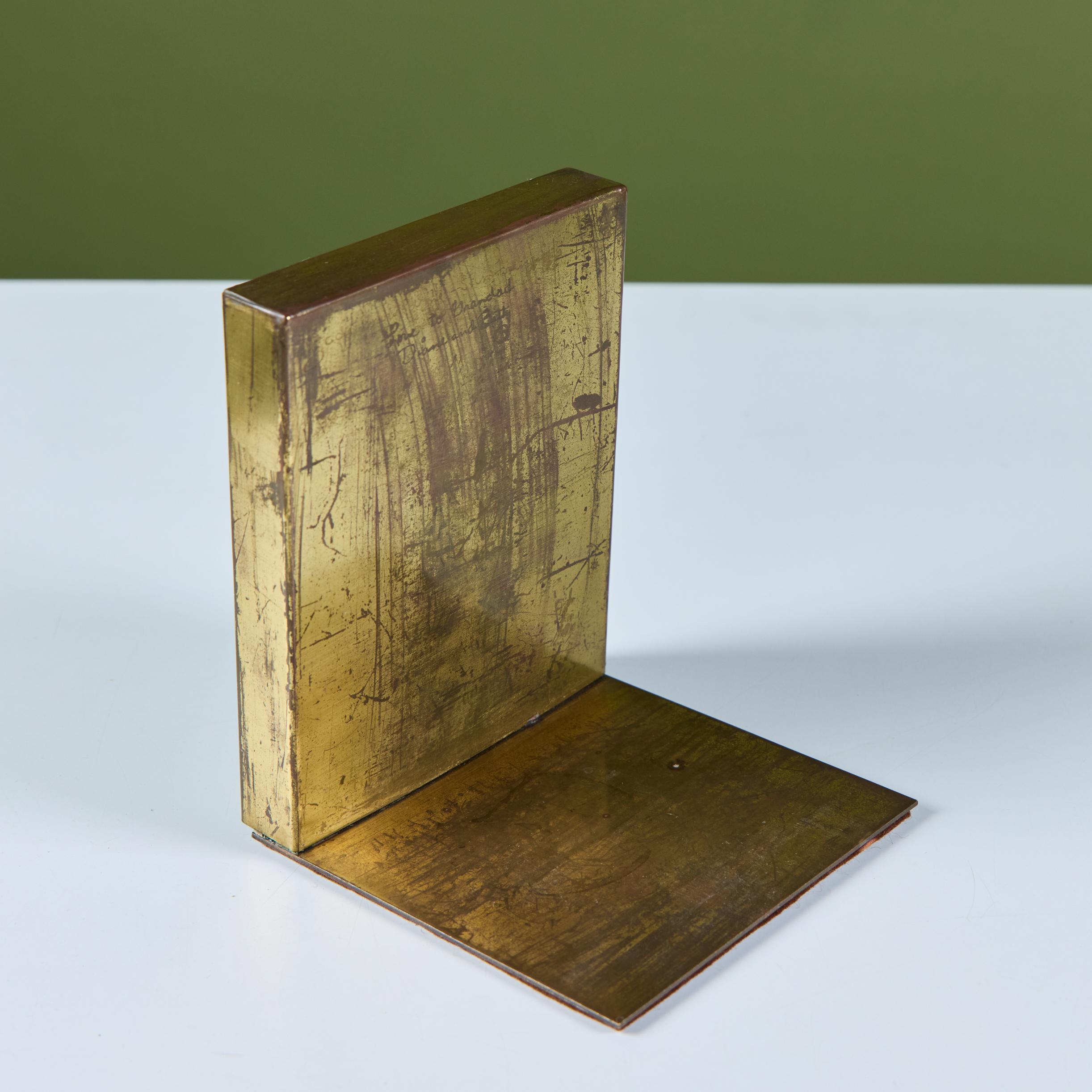 Coppia di fermalibri in giada con smalto turchese Jade Snow Wong in vendita 8