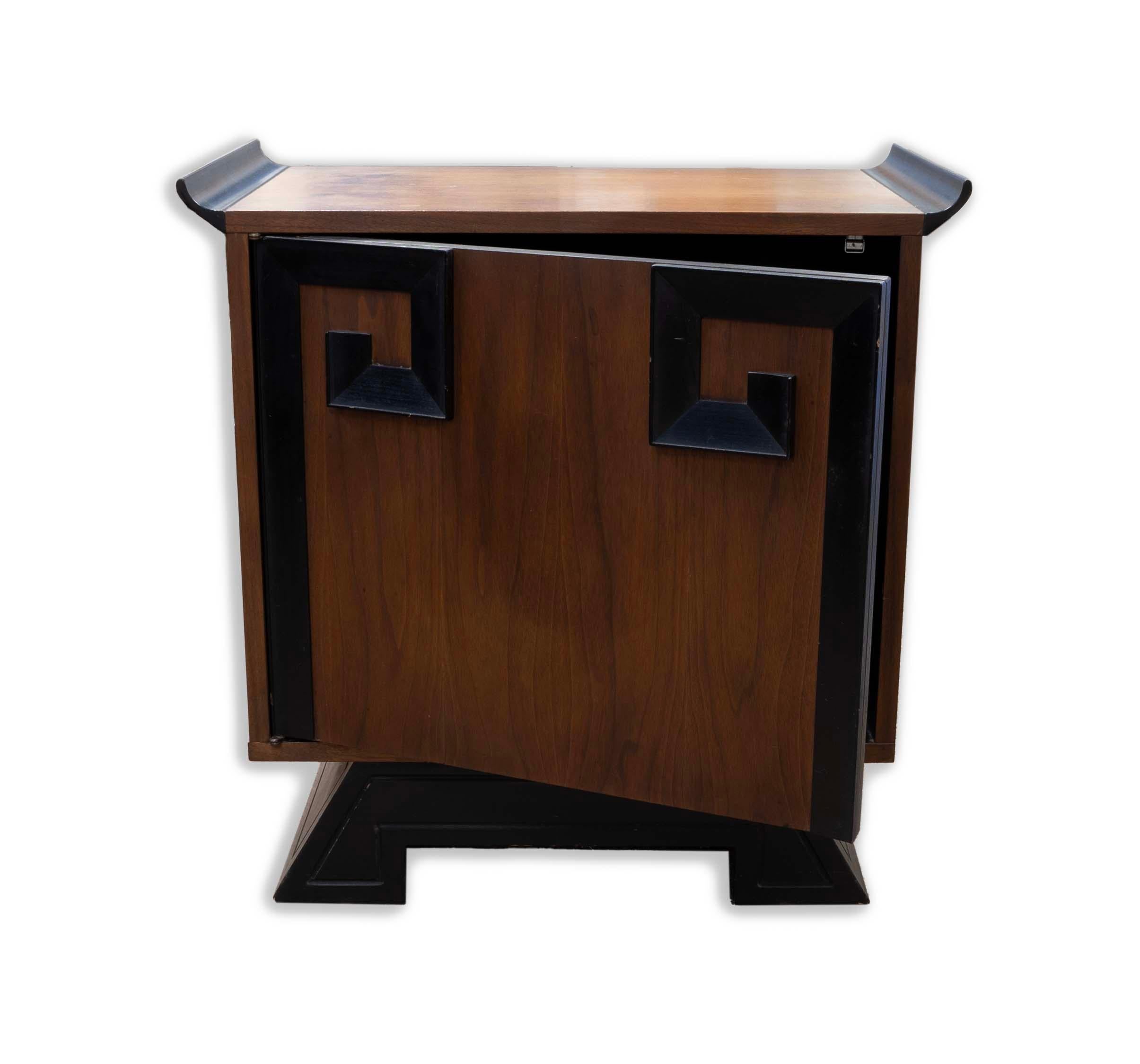 Pair of James Mont Style Asian Walnut Nightstands Mid Century Modern 3