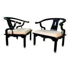 Ein Paar Hufeisenstühle im James-Mont-Stil von Century