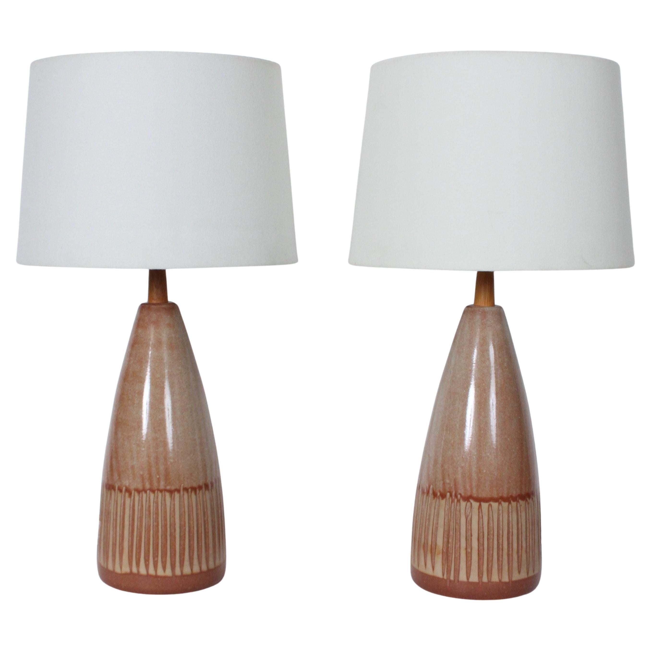 Pair of Jane and Gordon Martz Hand Incised & Glazed Butterscotch Table Lamps For Sale