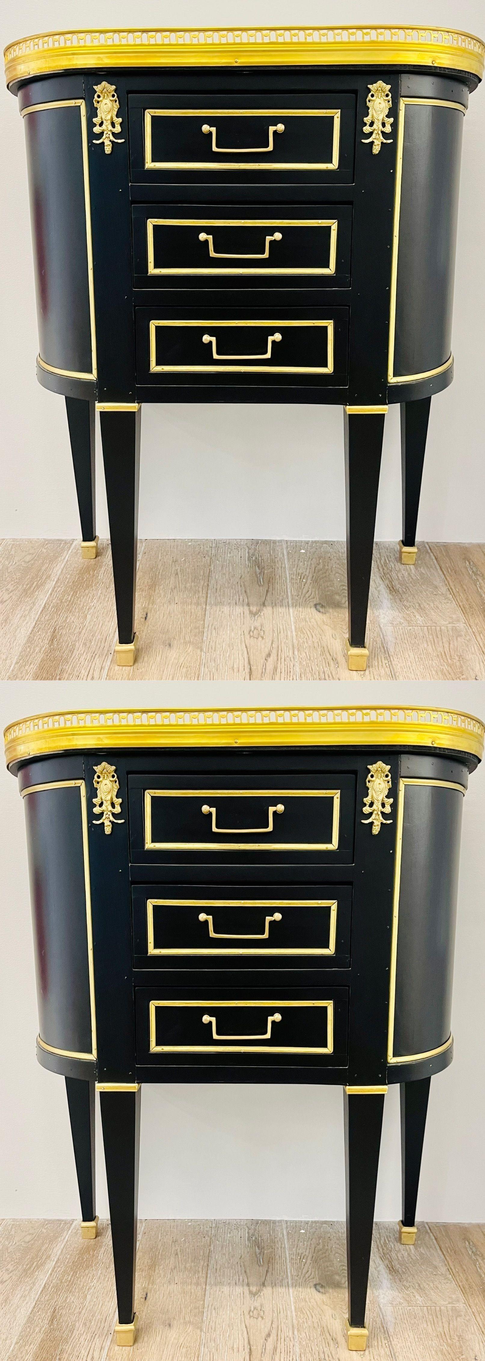 Pair of Jansen Inspired Marble-Top Galleried Ebonized End Tables / Nightstands In Good Condition For Sale In Stamford, CT