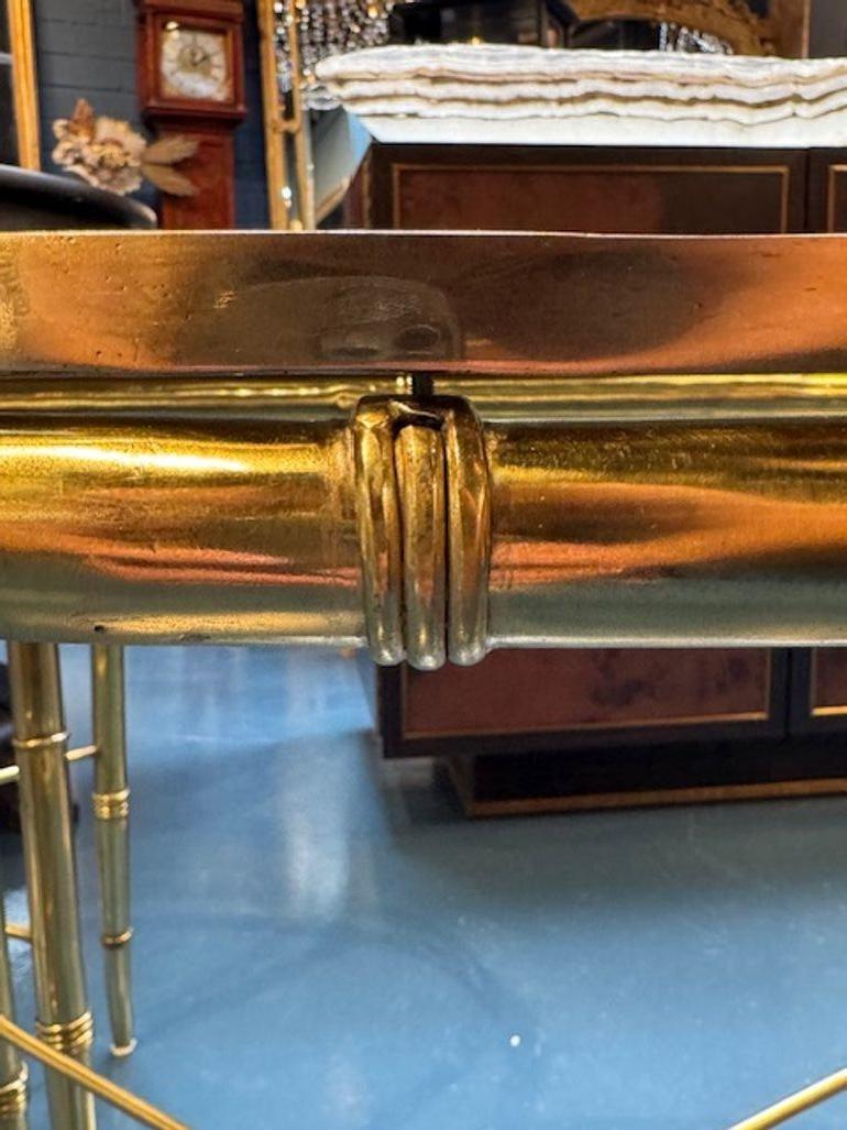 Pair of Jansen Style Brass Bamboo Form and Glass Side Tables im Zustand „Gut“ im Angebot in Dallas, TX