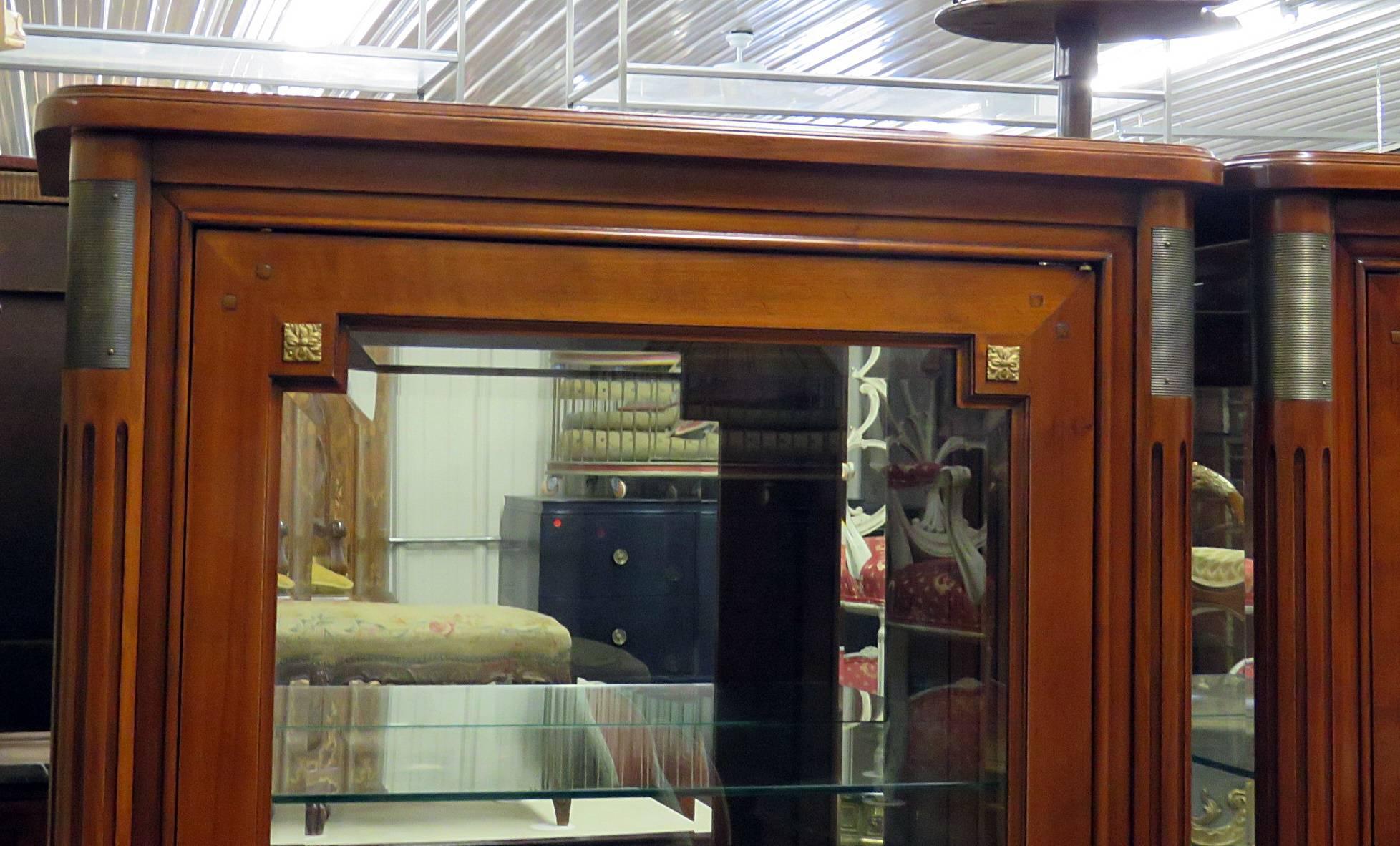 Pair of Jansen Style Display Cabinets In Good Condition In Swedesboro, NJ