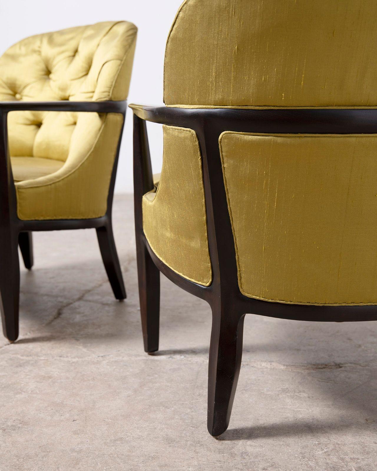 Pair of Janus Collection Lounge Chairs by Edward Wormley for Dunbar – Model 5705
An exceptional pair of all-original lounge chairs designed by Edward Wormley for Dunbar, part of his celebrated Janus Collection from the late 1950s. Model 5705