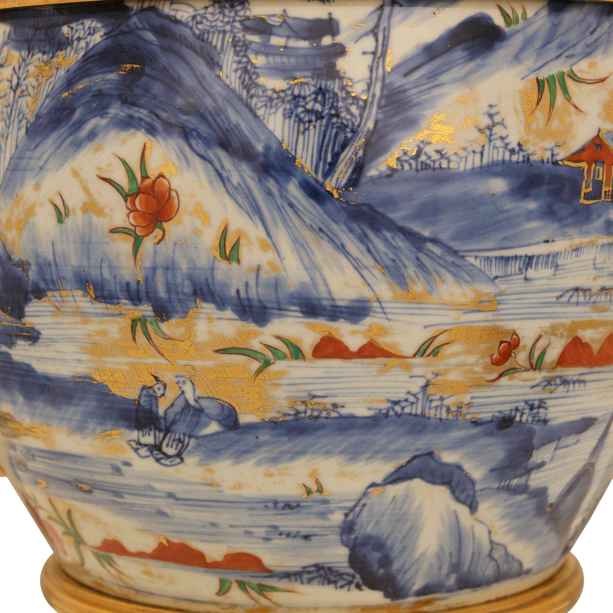 19th Century pair of Japanese 18th century Imari Porcelain and French Ormolu mounted urns For Sale