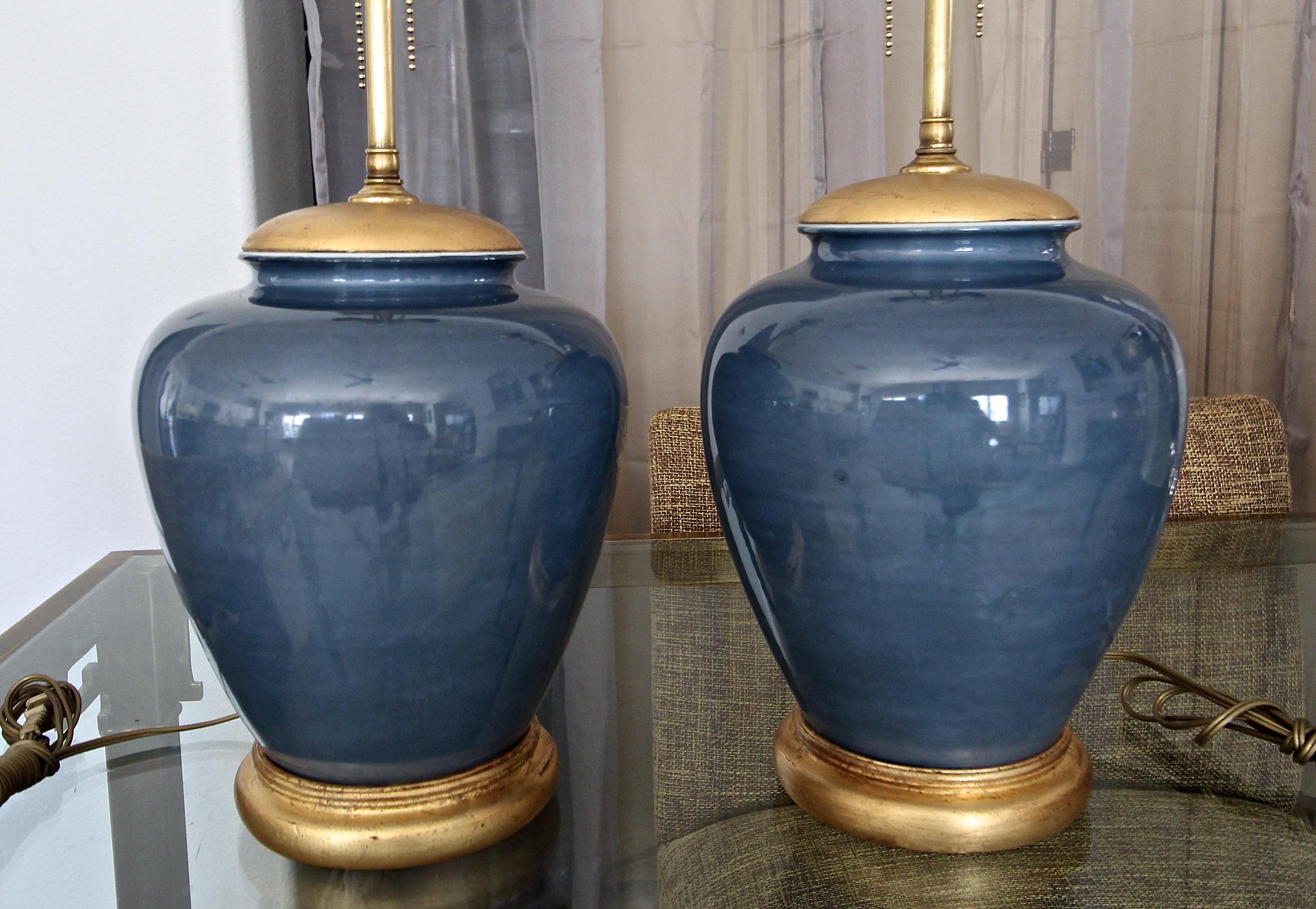 Mid-20th Century Pair of Japanese Asian Blue Porcelain Table Lamps